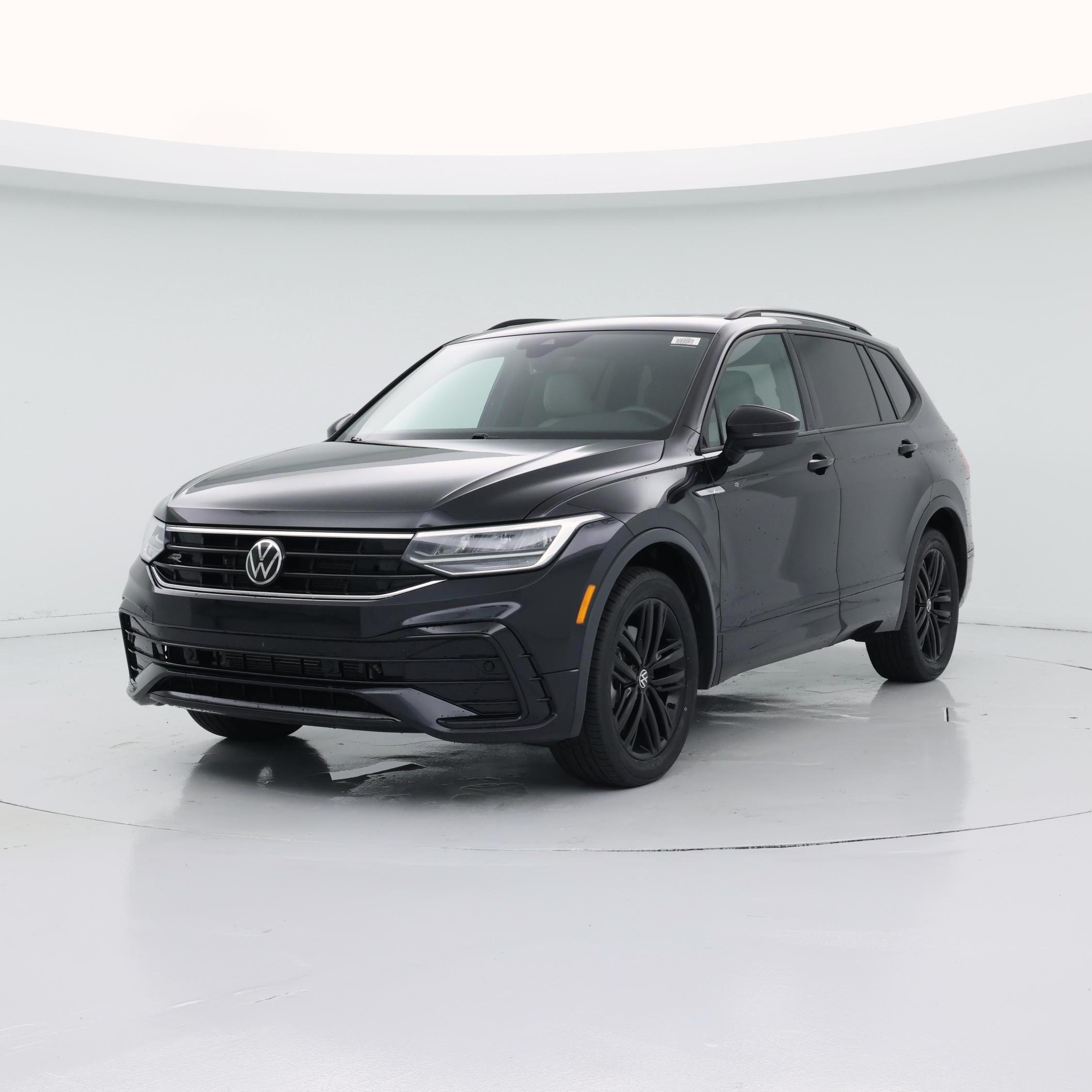 Thumbnail: 2022 Volkswagen Tiguan - 4