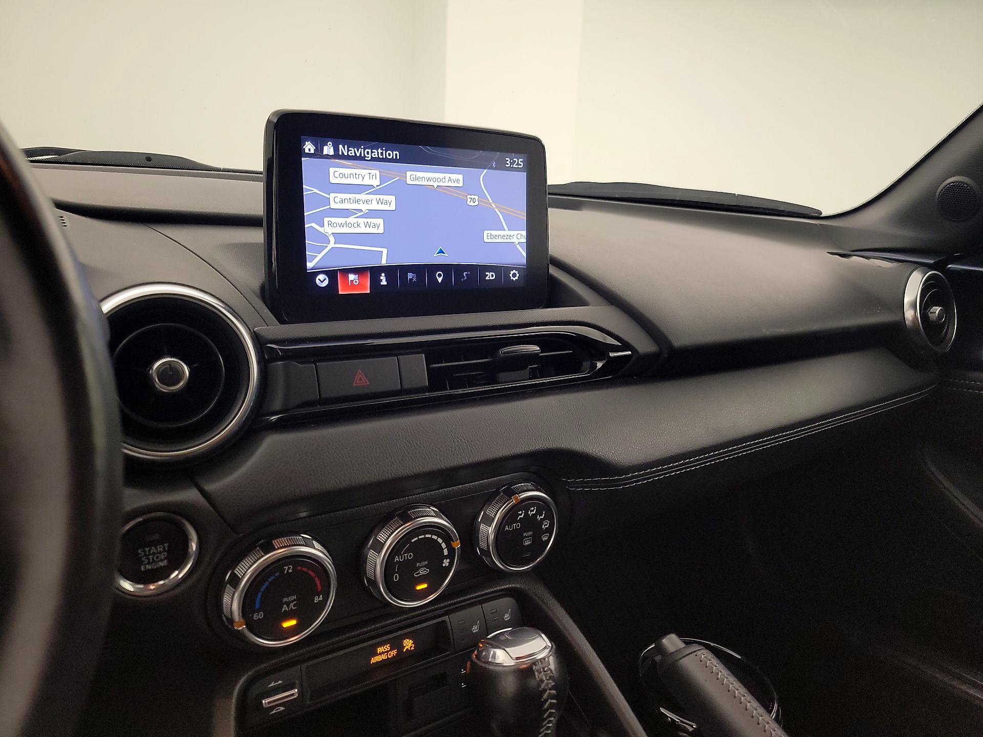Thumbnail: 2022 Mazda MX-5 Miata - 14