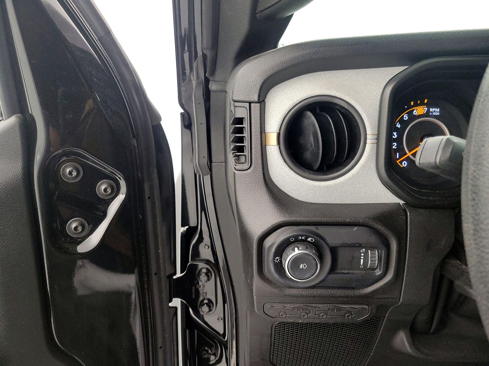 Thumbnail: 2024 Jeep Wrangler - 13