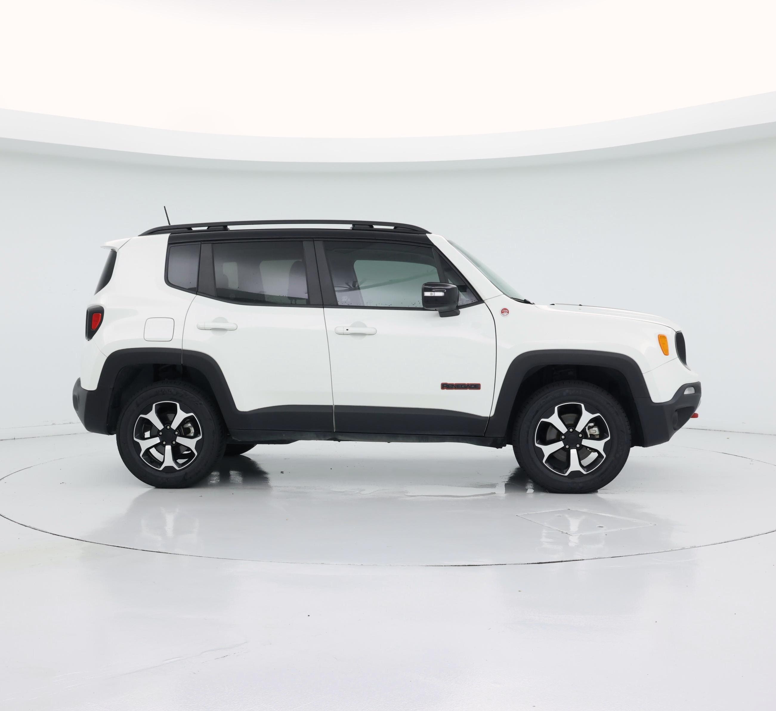 Thumbnail: 2022 Jeep Renegade - 7