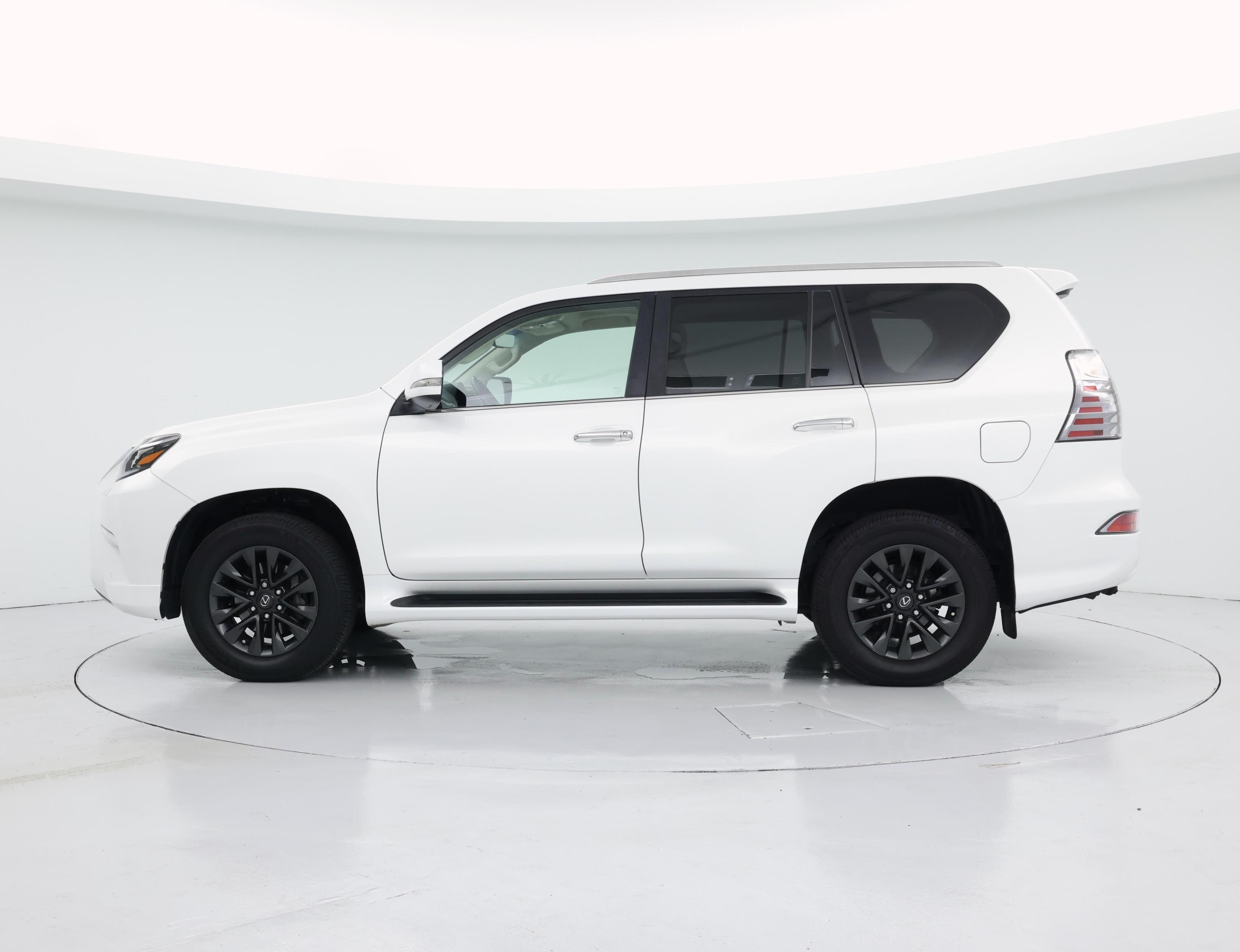 Thumbnail: 2020 Lexus GX - 3