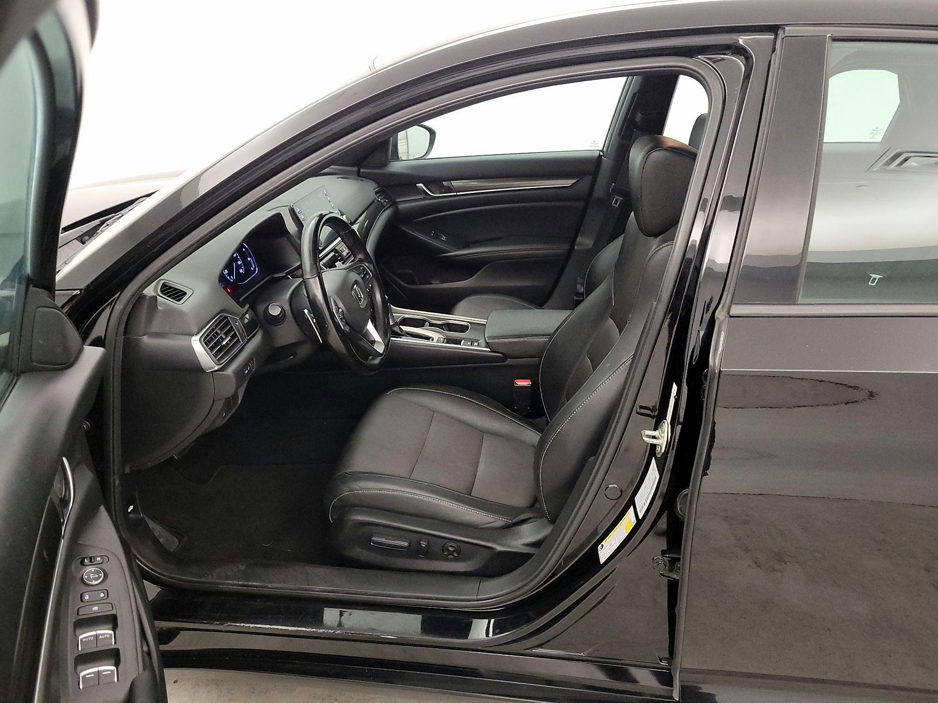 Thumbnail: 2019 Honda Accord - 9