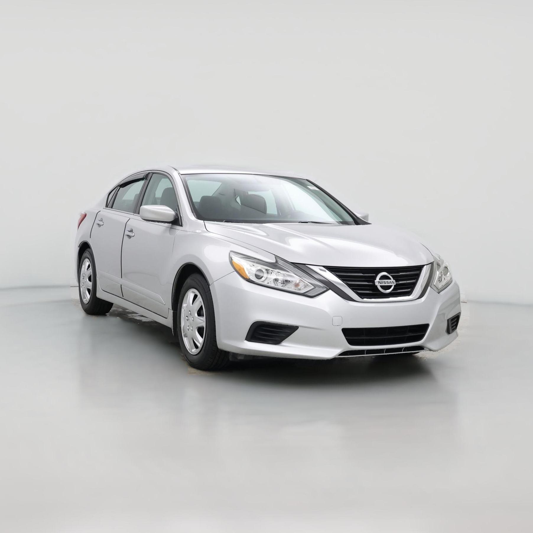 Thumbnail: 2017 Nissan Altima - 1