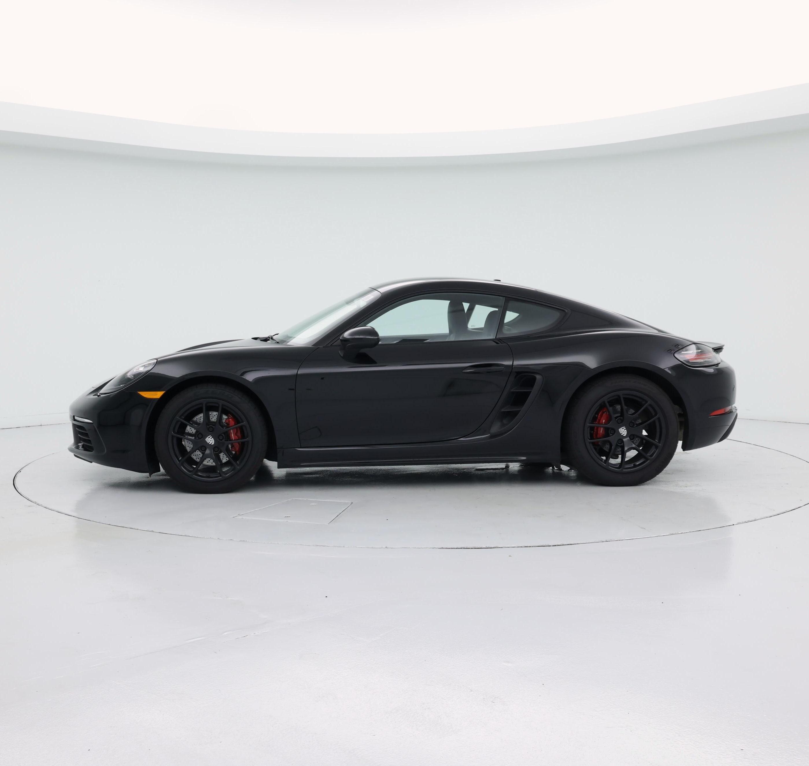 Thumbnail: 2021 Porsche 718 Cayman - 3