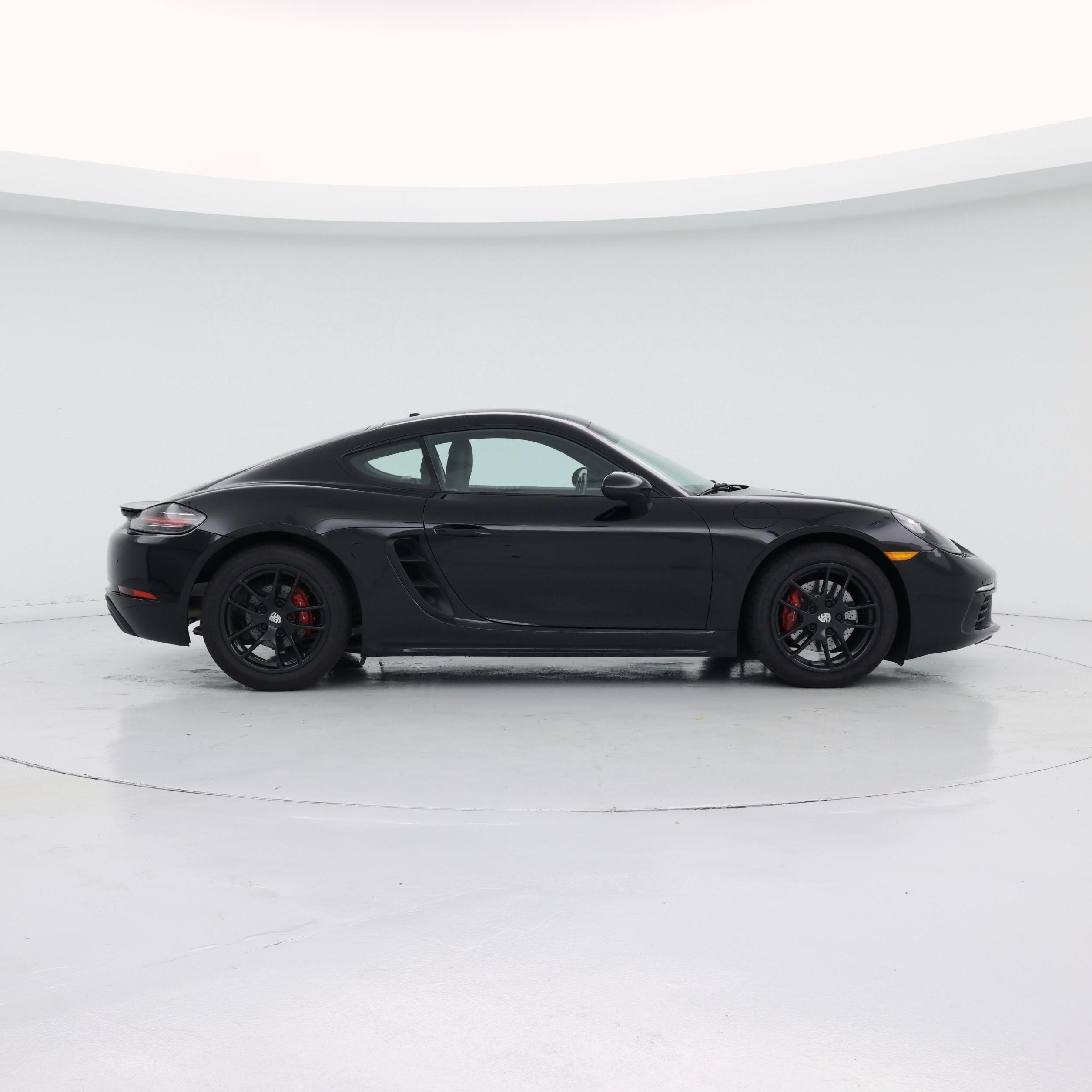 Thumbnail: 2021 Porsche 718 Cayman - 7