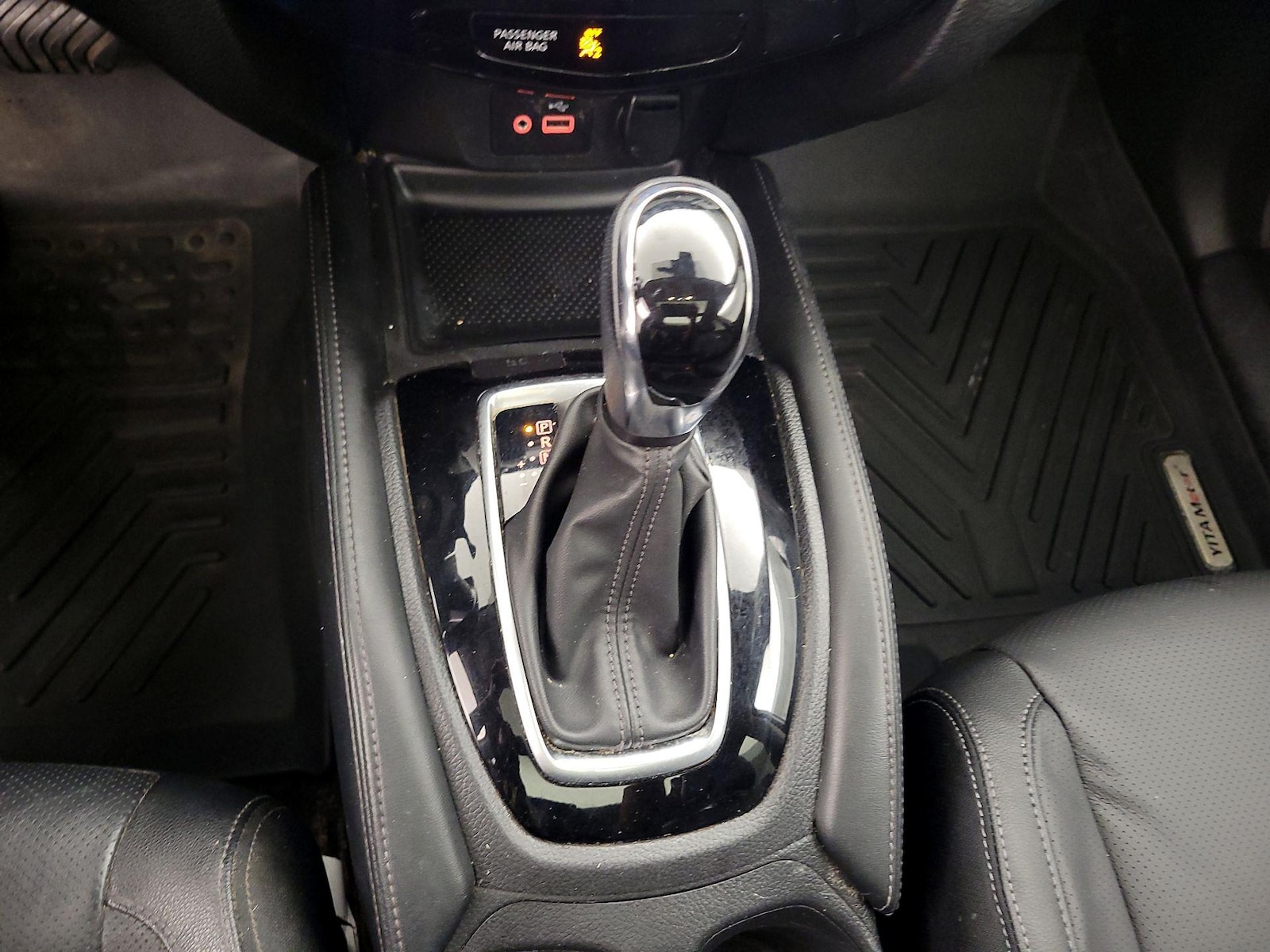 2018 Nissan Rogue SL - Photo 16