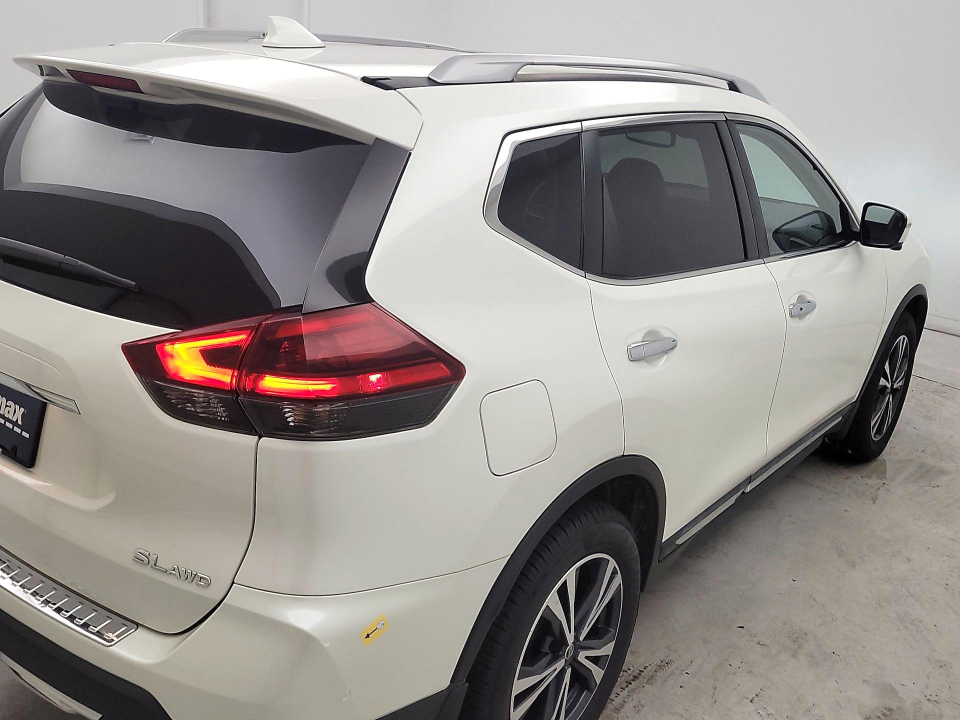 Thumbnail: 2018 Nissan Rogue - 5