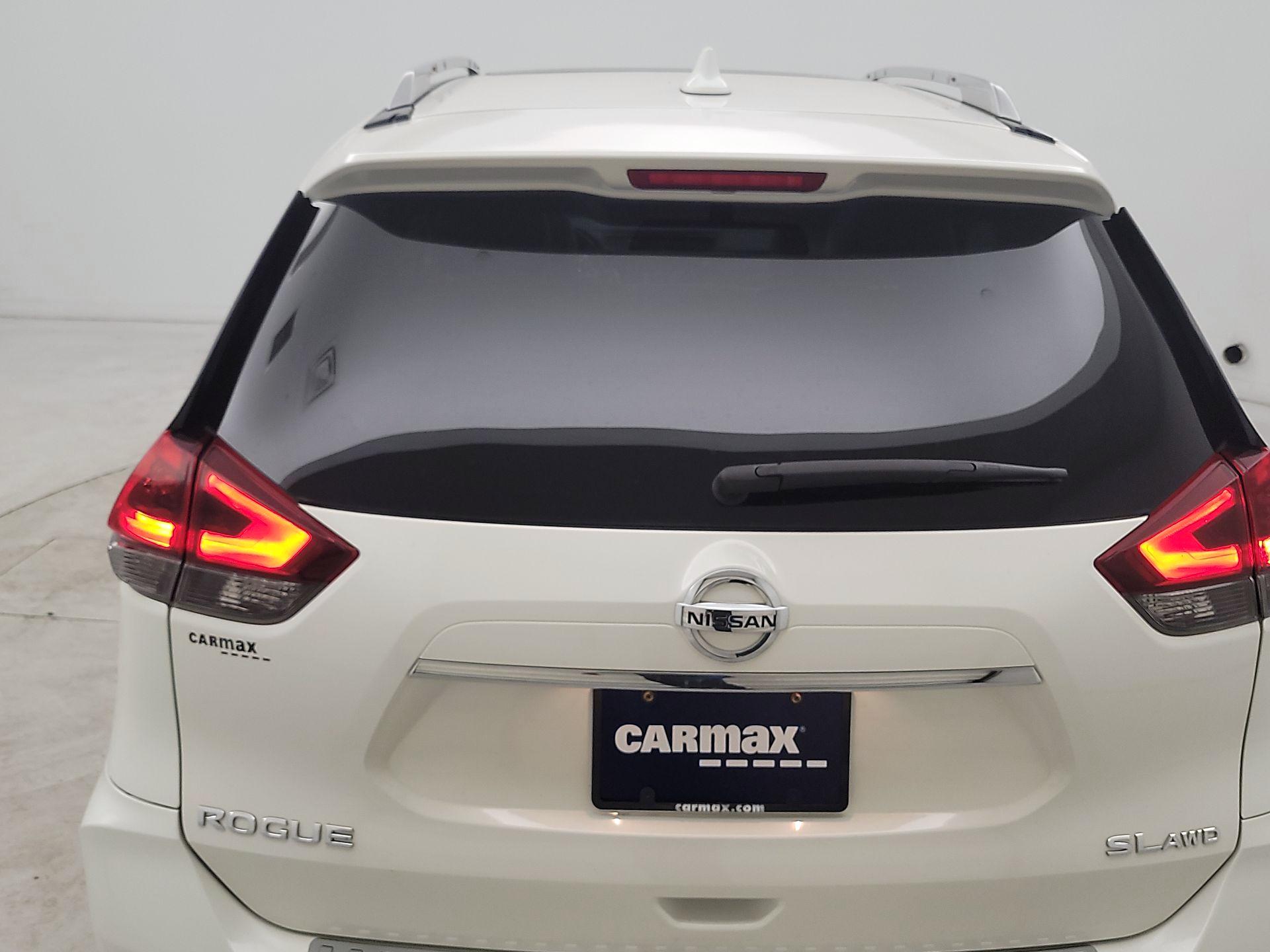 Thumbnail: 2018 Nissan Rogue - 6
