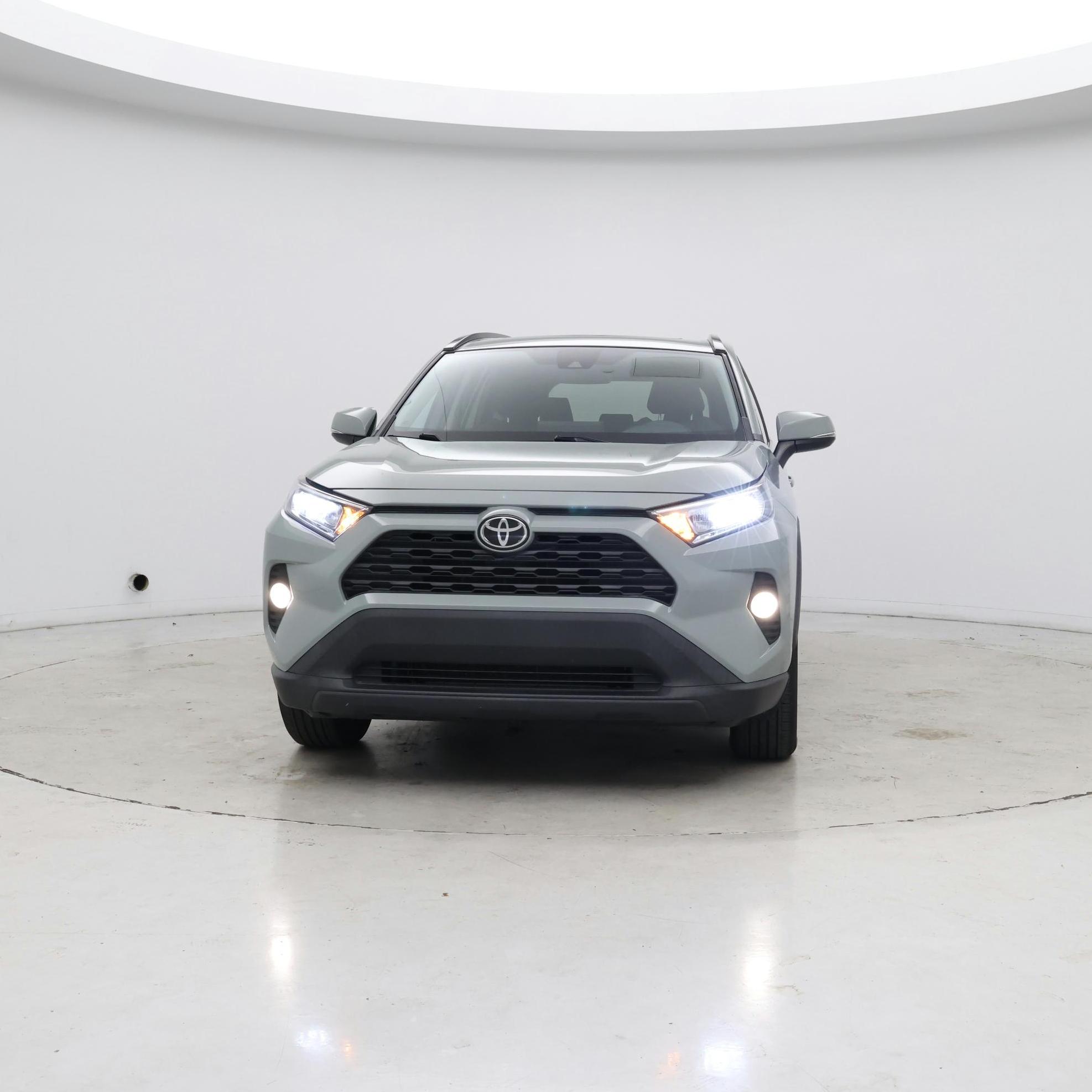 Thumbnail: 2021 Toyota RAV4 - 4
