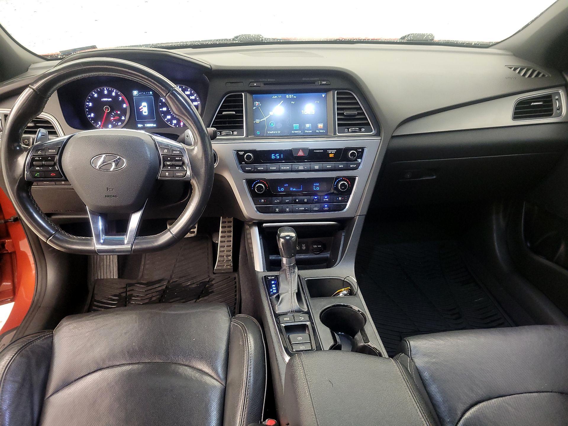 Thumbnail: 2015 Hyundai Sonata - 9