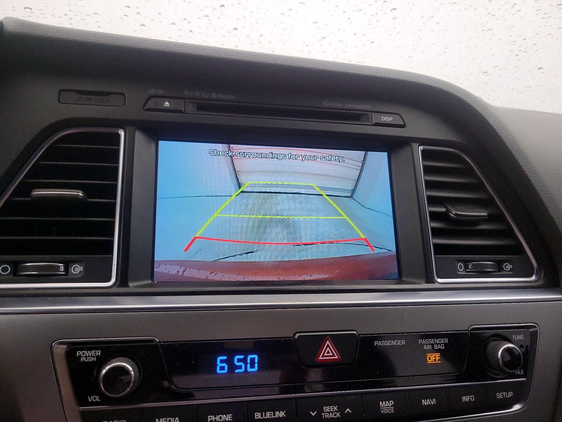 Thumbnail: 2015 Hyundai Sonata - 15