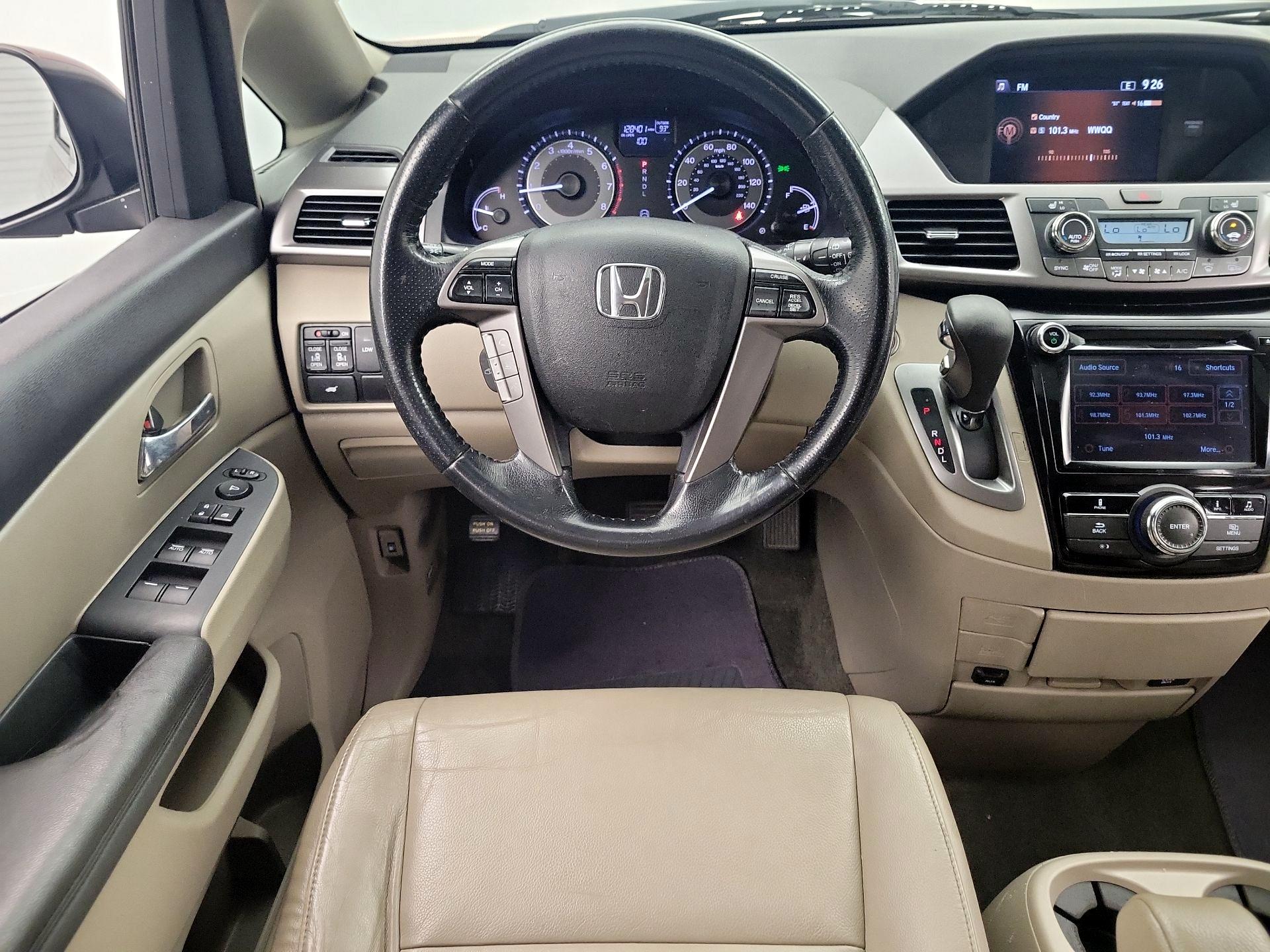 Thumbnail: 2017 Honda Odyssey - 10