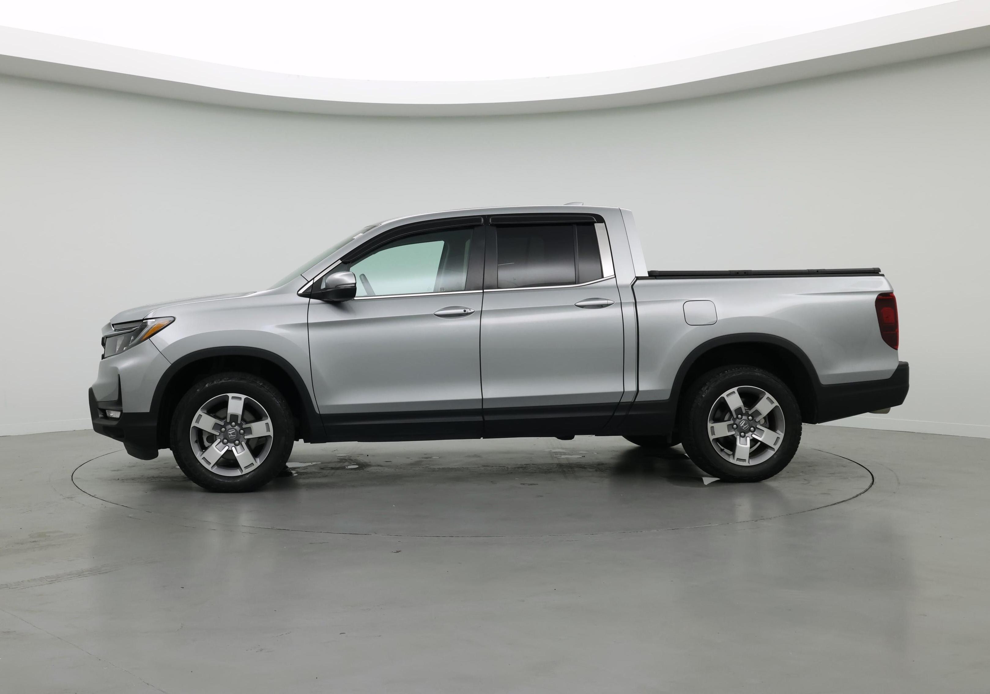 Thumbnail: 2025 Honda Ridgeline - 3