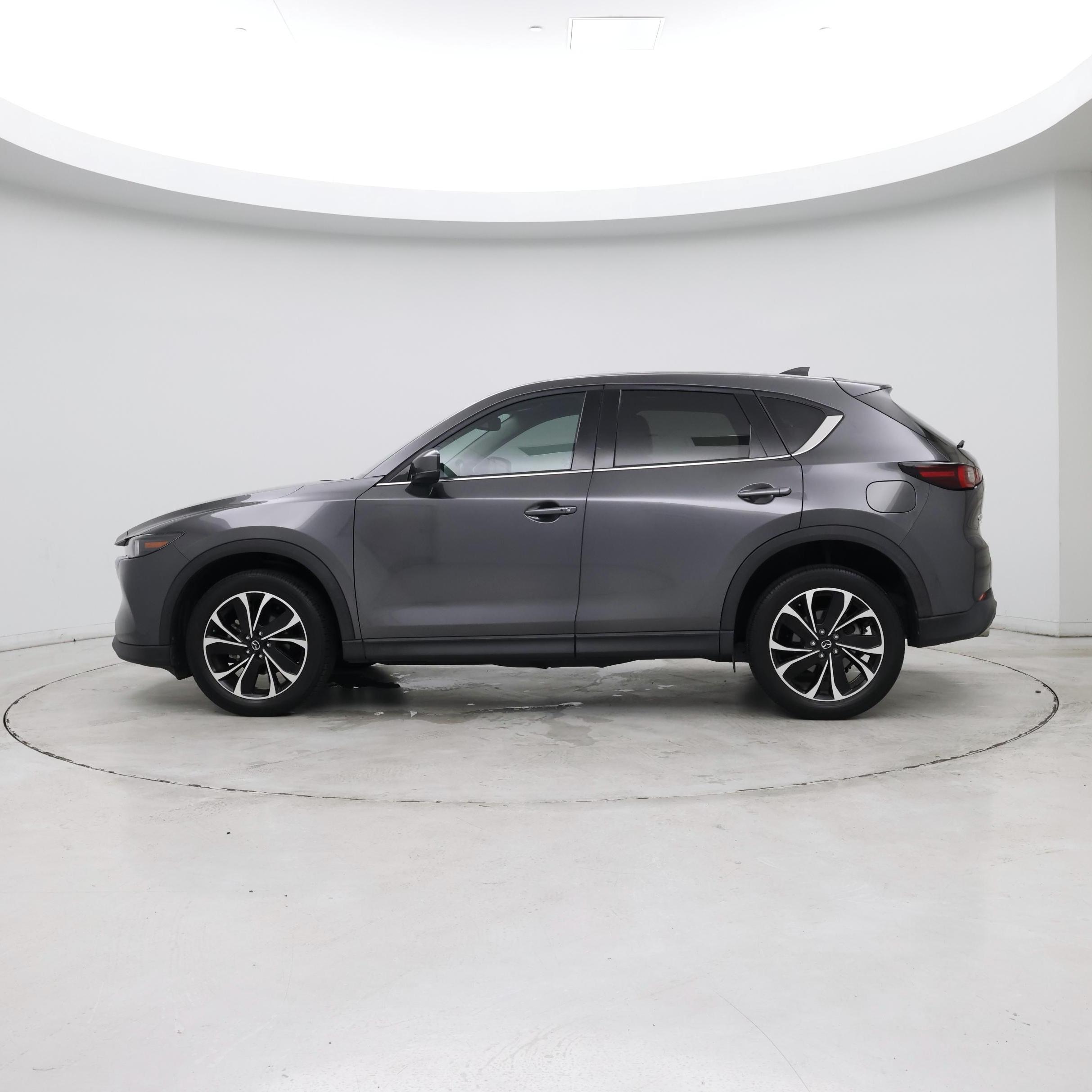 Thumbnail: 2022 Mazda CX-5 - 2