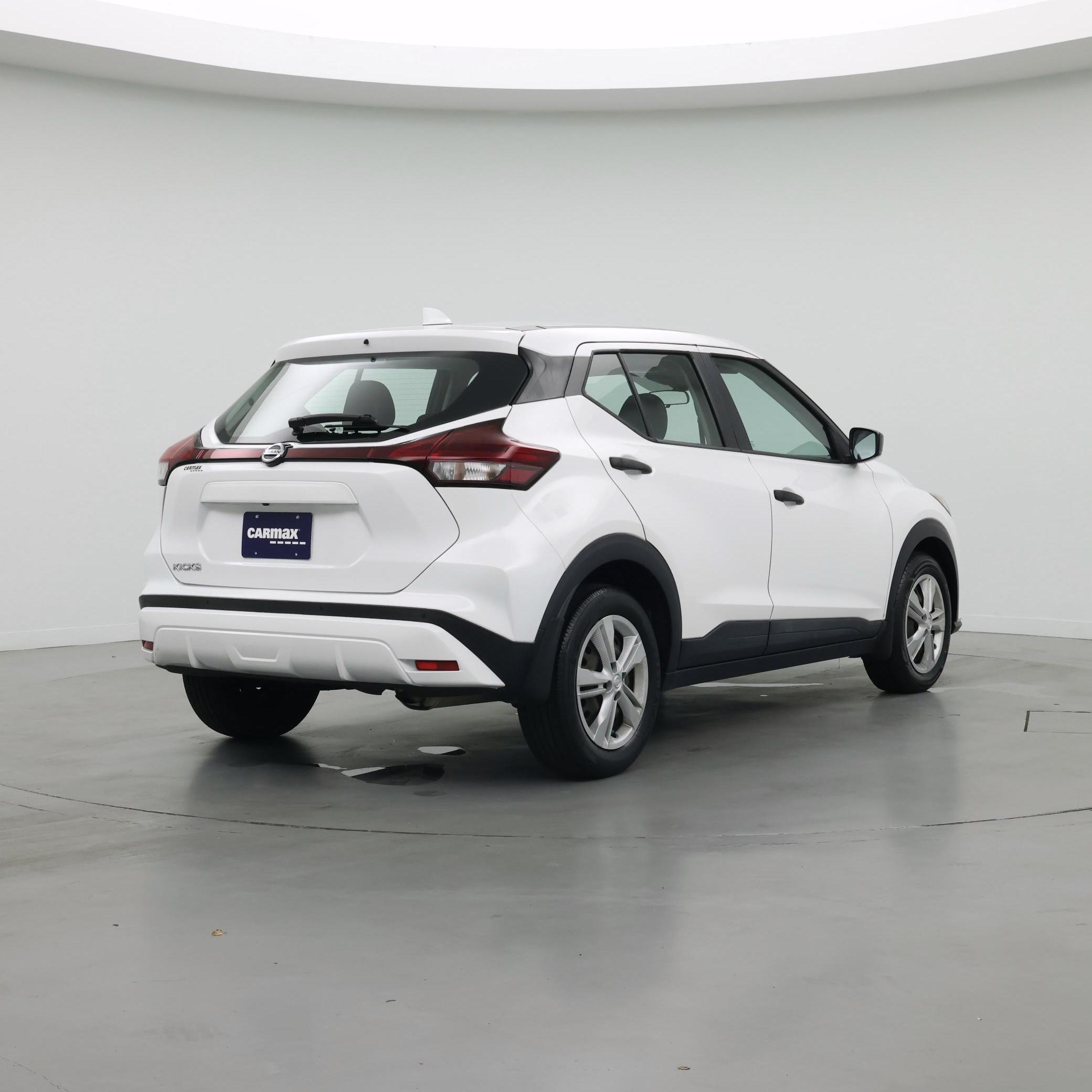 Thumbnail: 2021 Nissan Kicks - 8