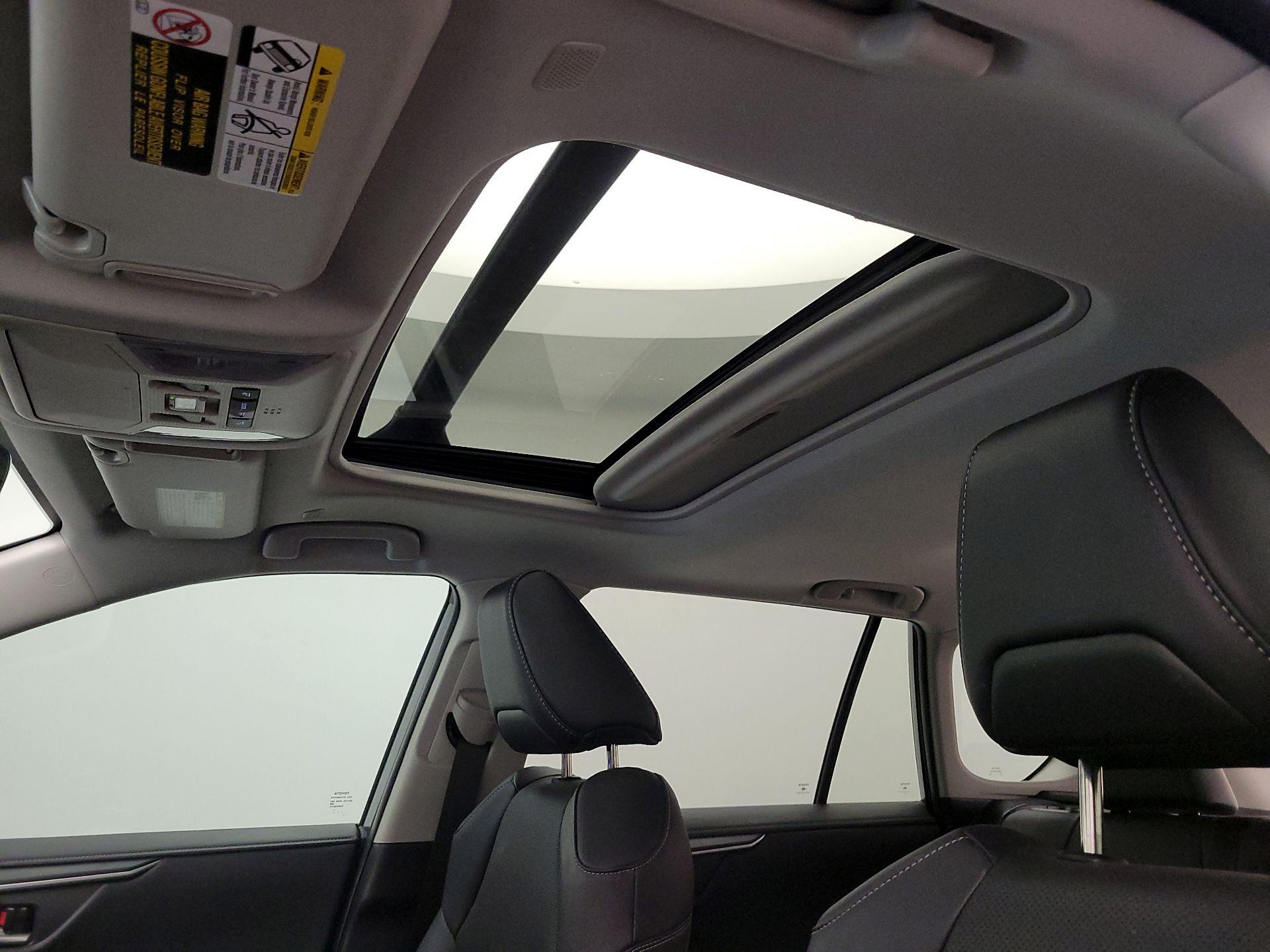 Thumbnail: 2024 Toyota RAV4 - 19