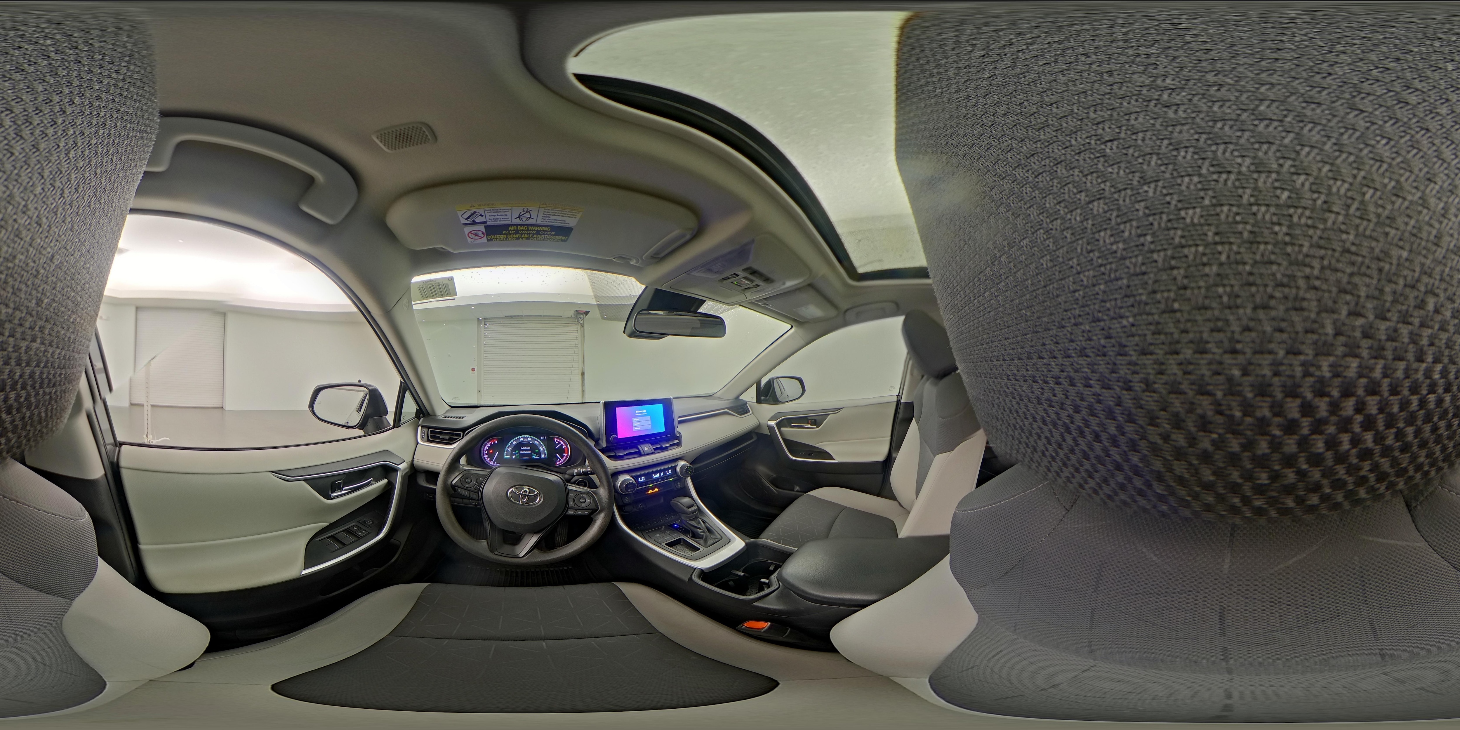 2023 Toyota RAV4 XLE - Photo 27