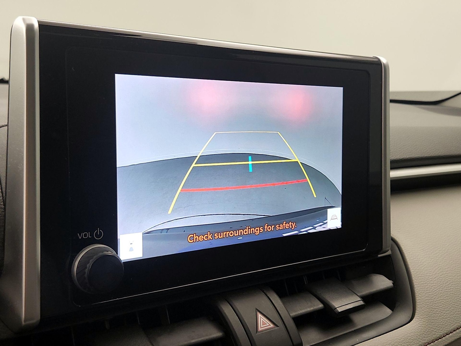 2023 Toyota RAV4 XLE - Photo 15