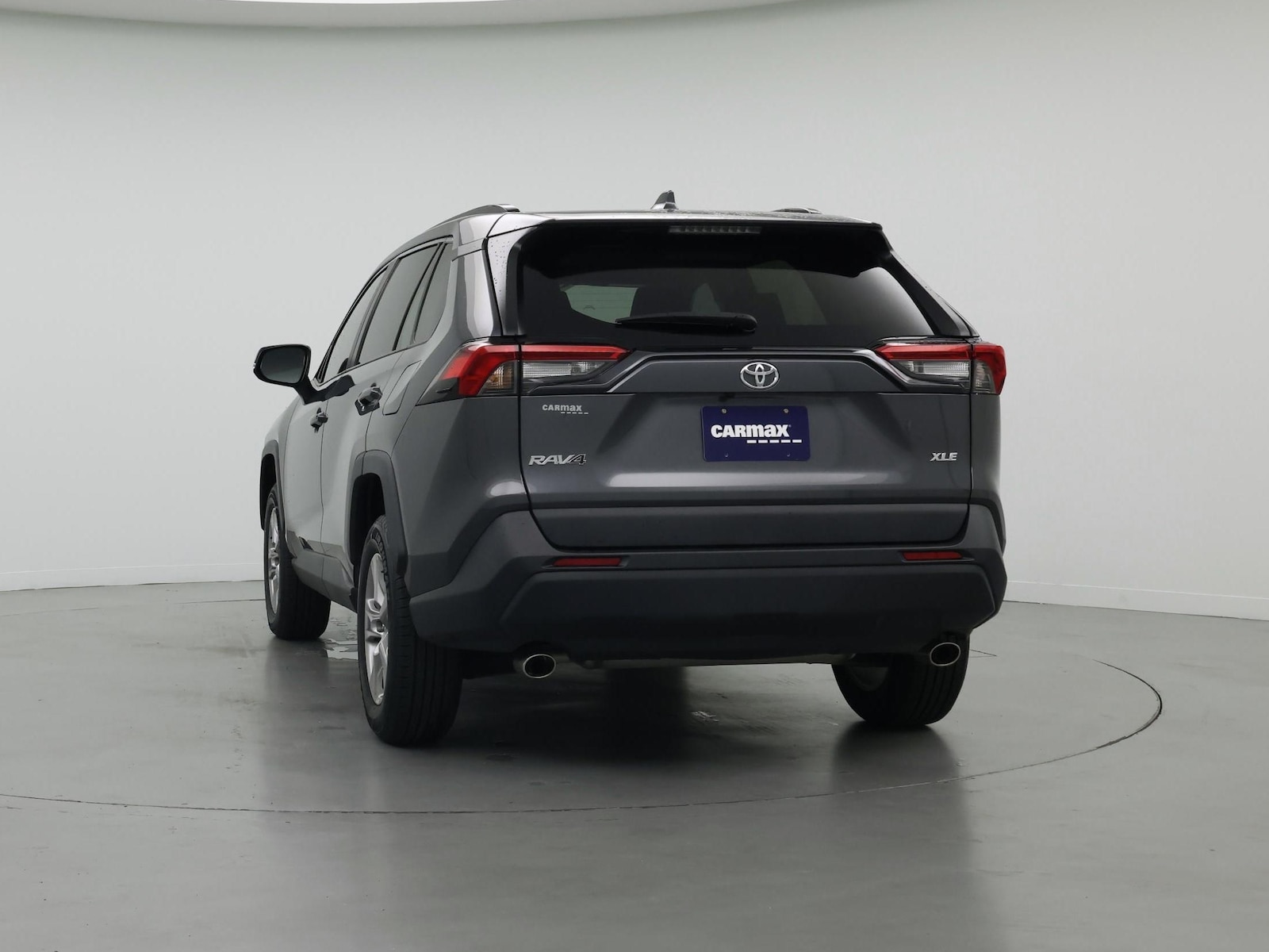 2023 Toyota RAV4 XLE - Photo 7