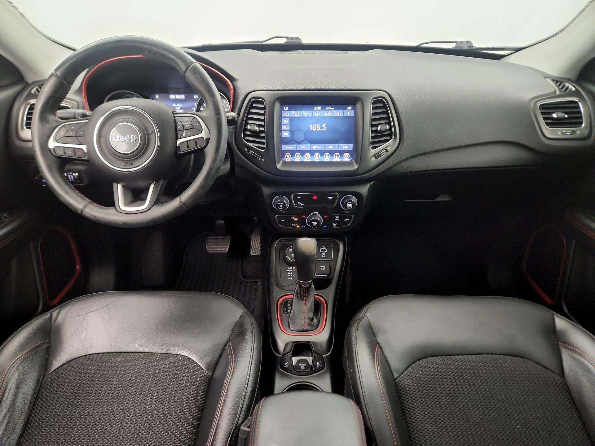 Thumbnail: 2018 Jeep Compass - 9