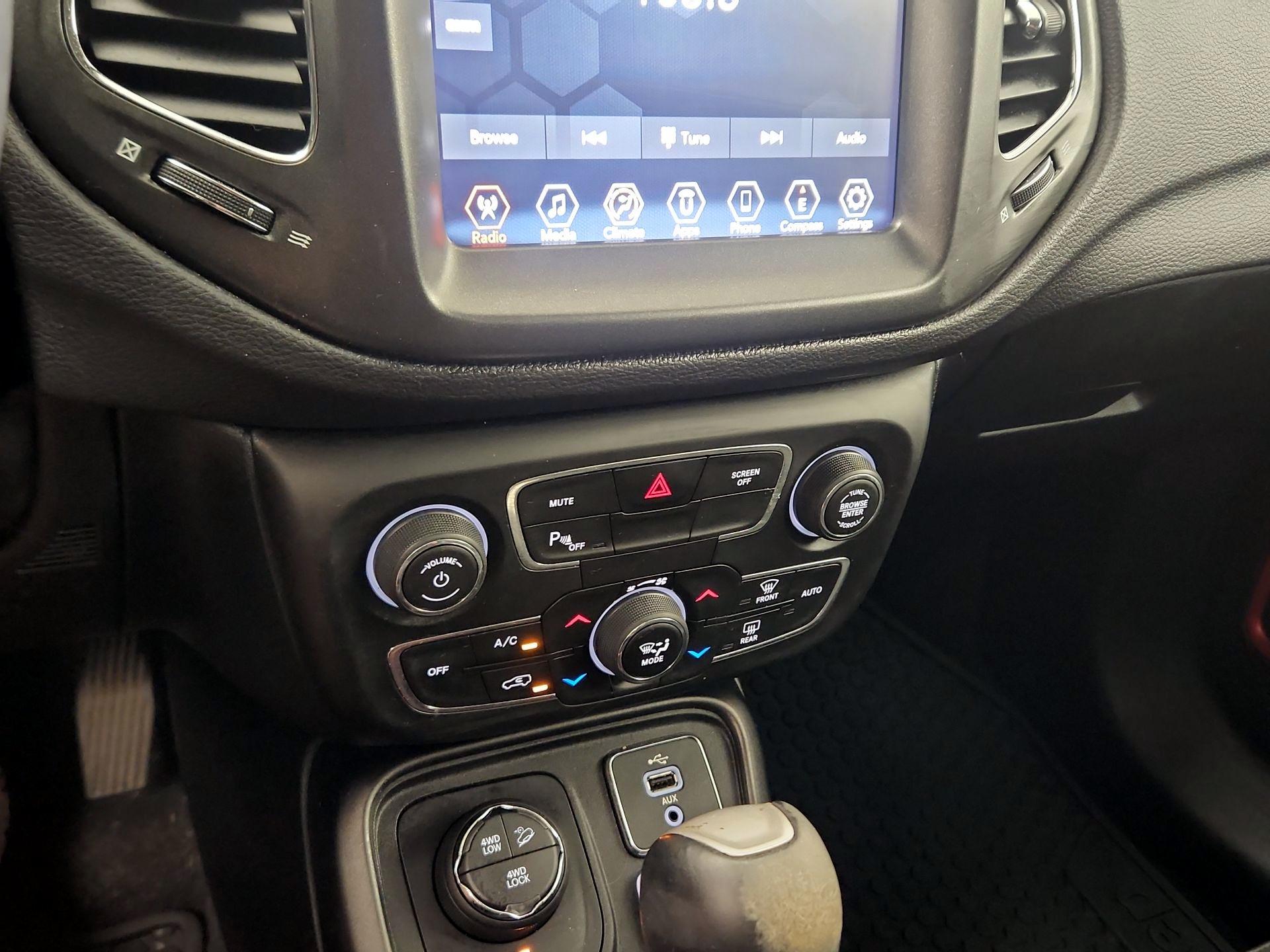 Thumbnail: 2018 Jeep Compass - 15