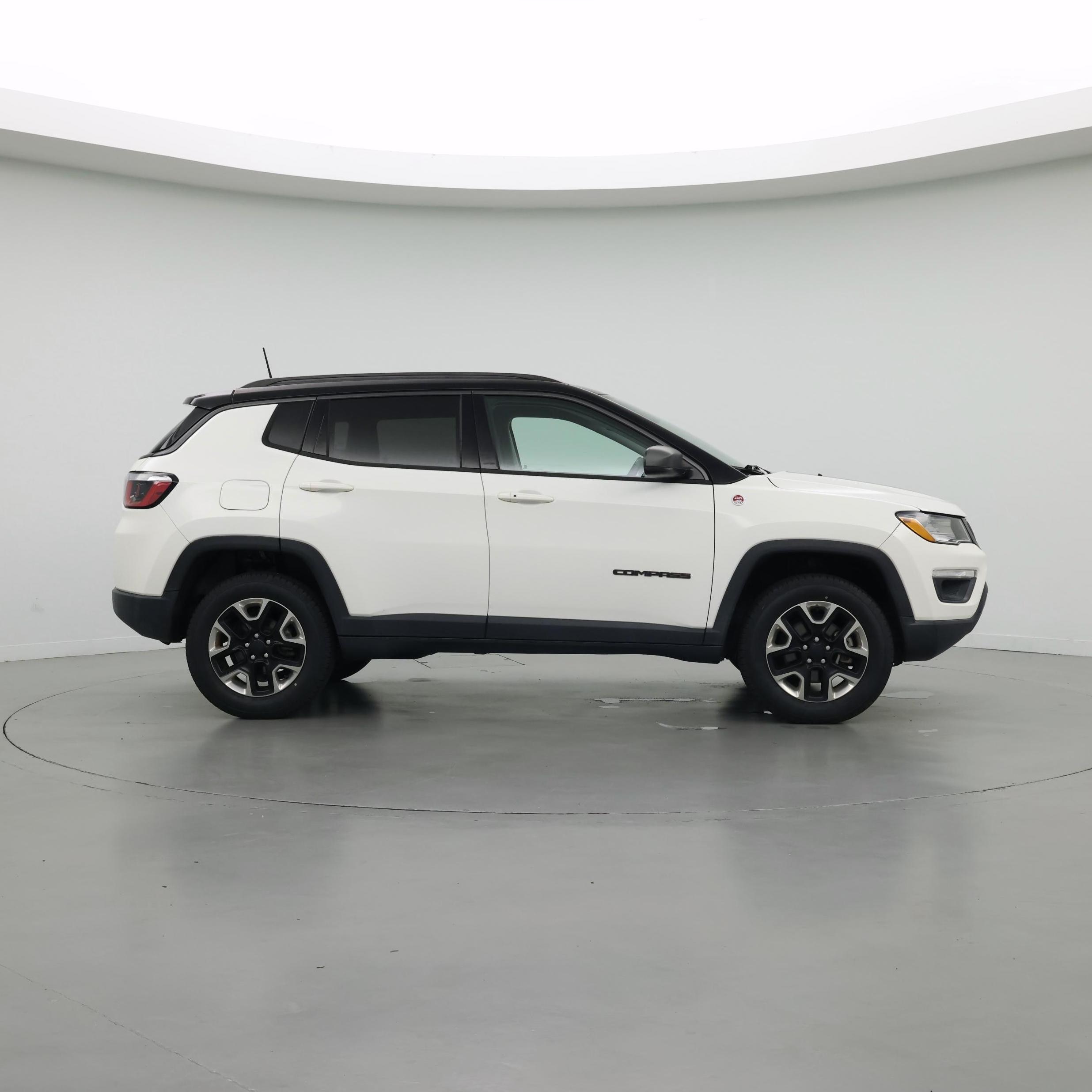 Thumbnail: 2018 Jeep Compass - 7