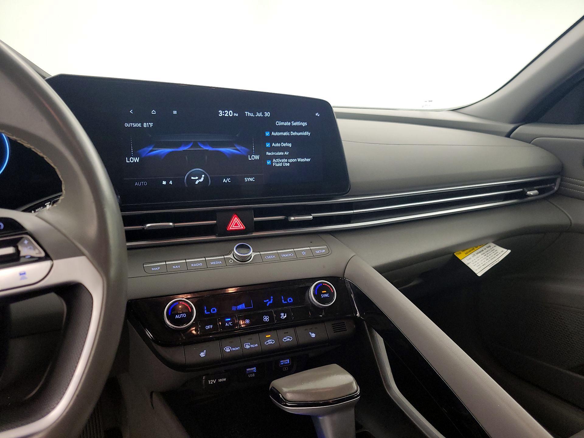 Thumbnail: 2023 Hyundai Elantra - 17