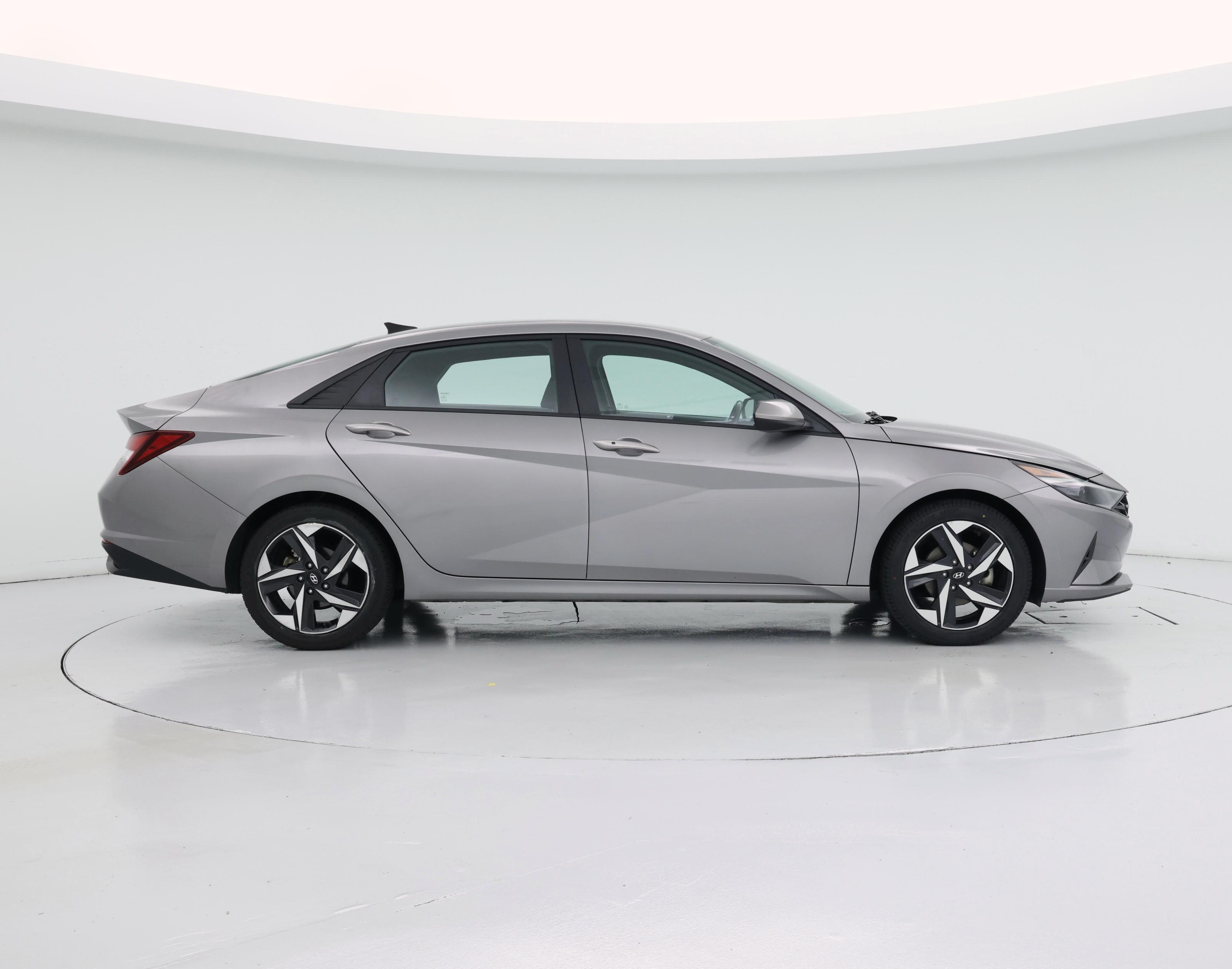 Thumbnail: 2023 Hyundai Elantra - 7