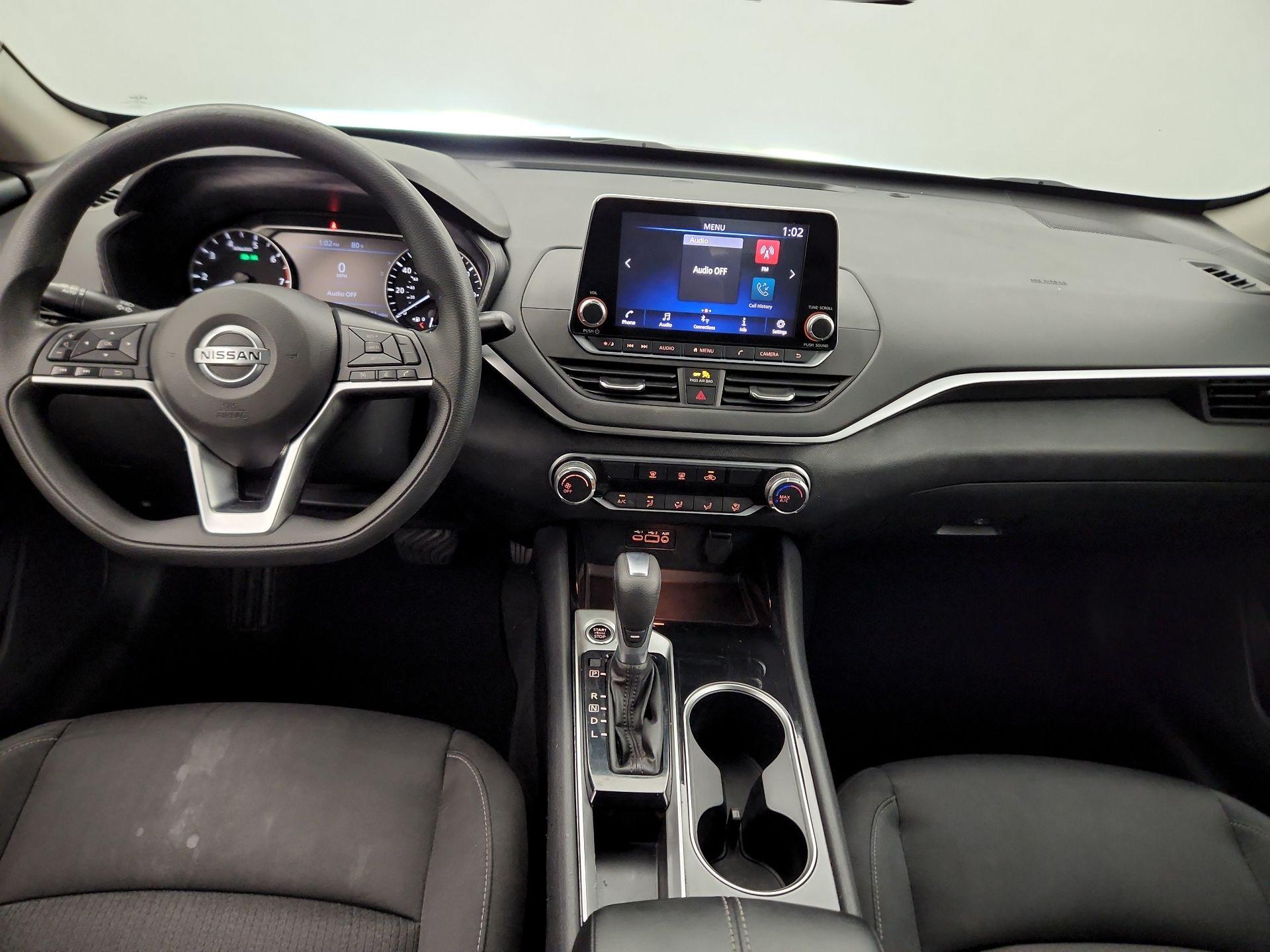 Thumbnail: 2021 Nissan Altima - 9