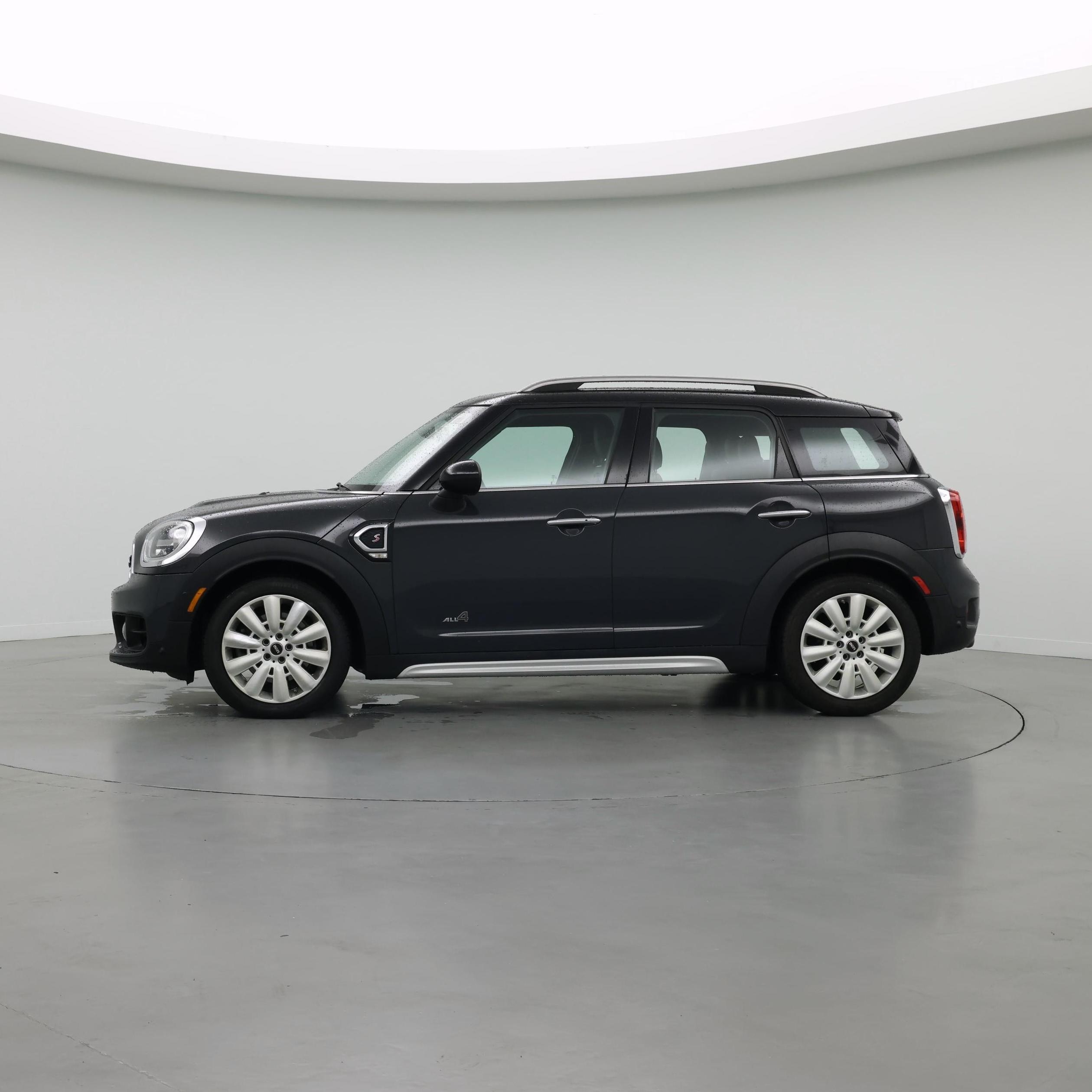 Thumbnail: 2017 MINI Cooper Countryman - 3
