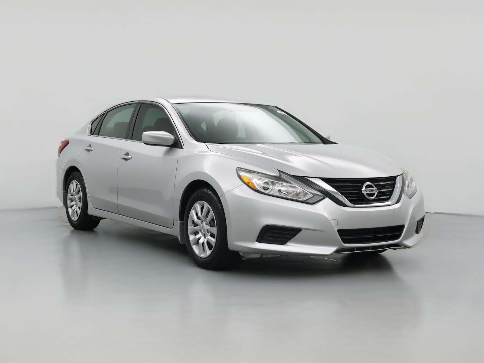 2018 Nissan Altima S - Photo 1