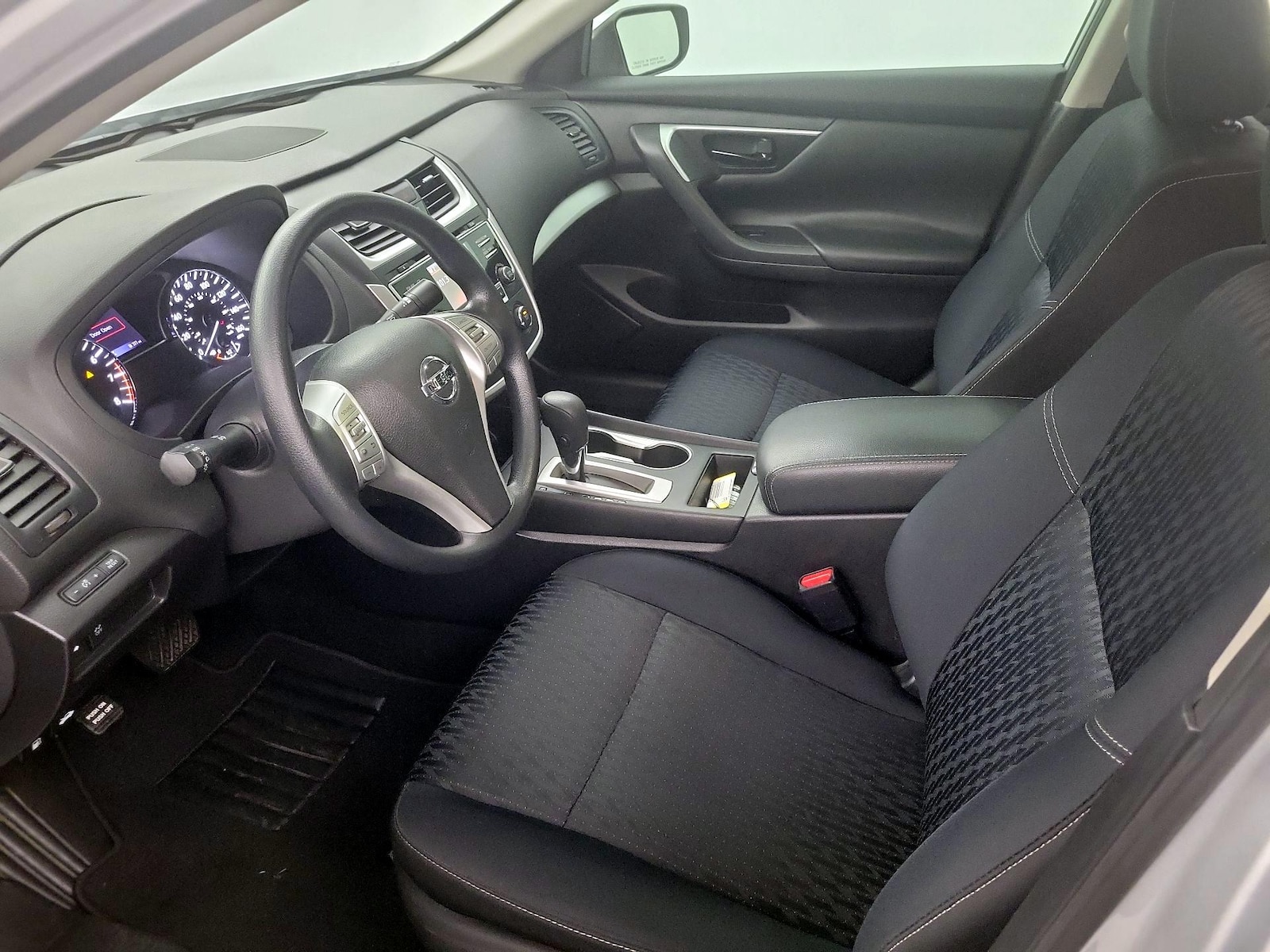 2018 Nissan Altima S - Photo 12