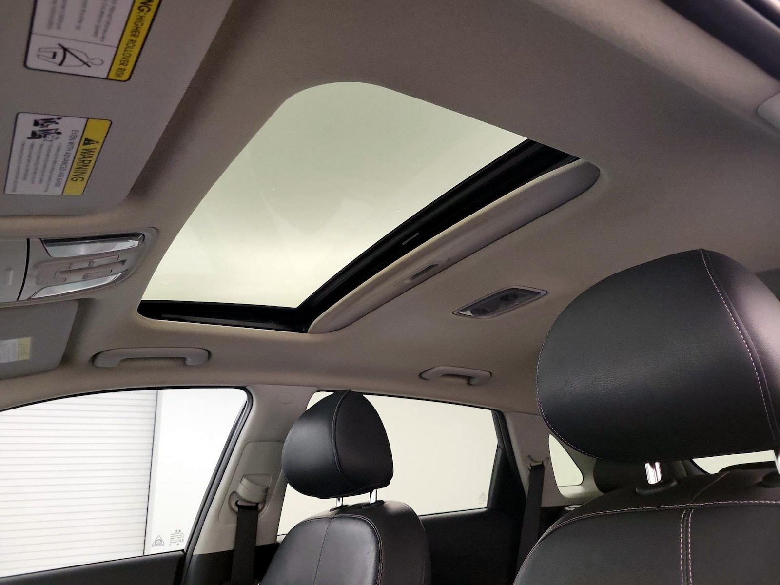 Sunroof(s) & Overhead Airbags