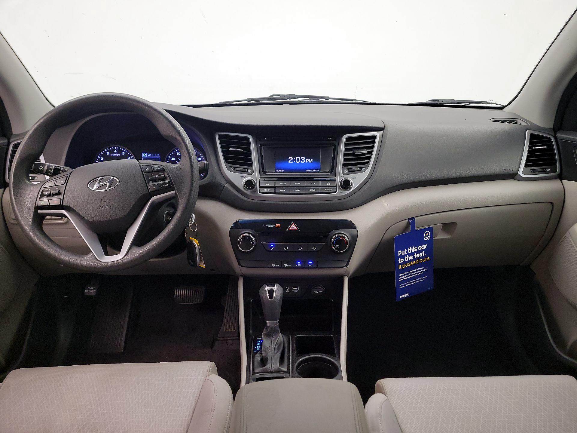 Thumbnail: 2016 Hyundai Tucson - 9