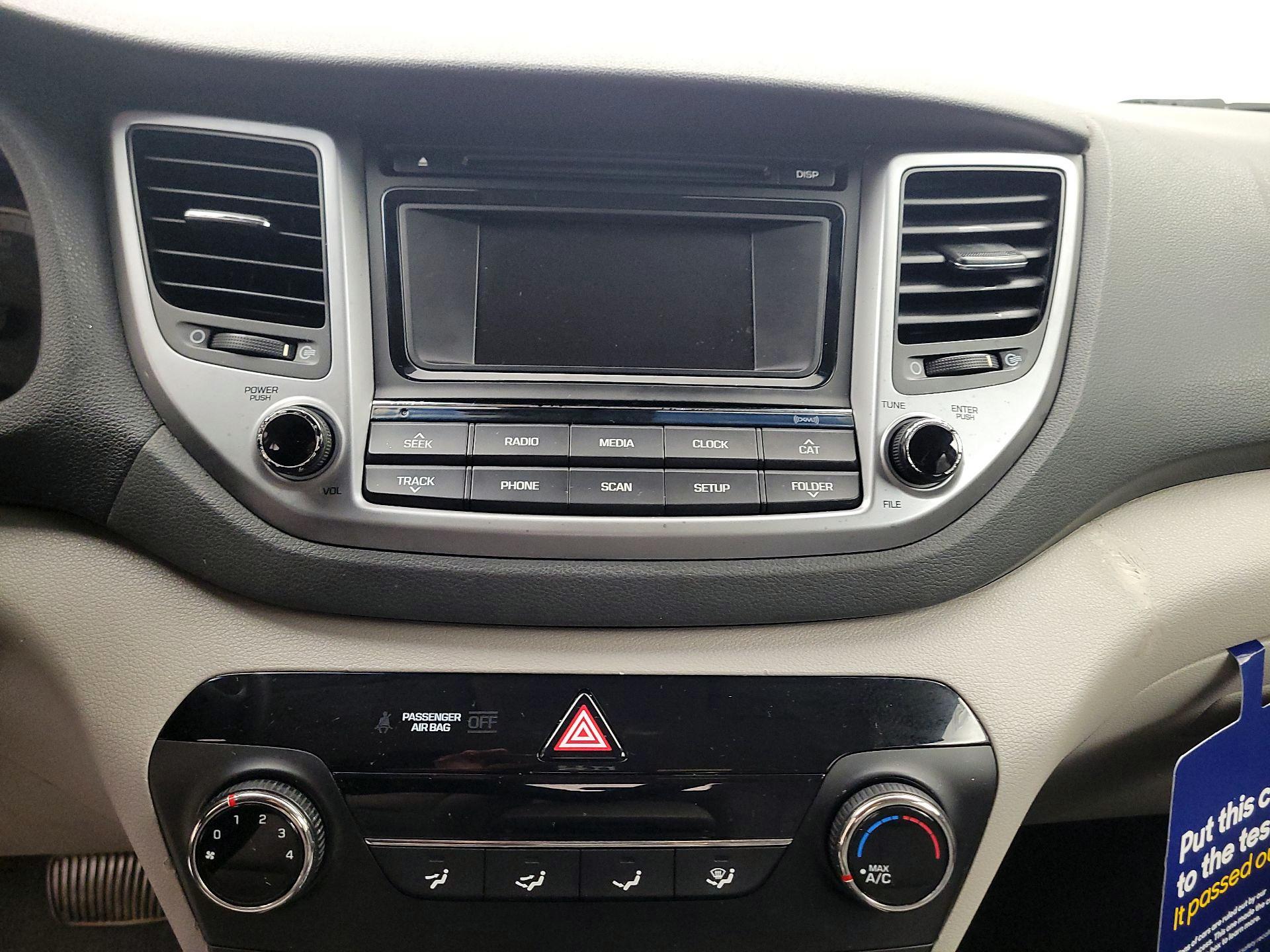 Thumbnail: 2016 Hyundai Tucson - 13