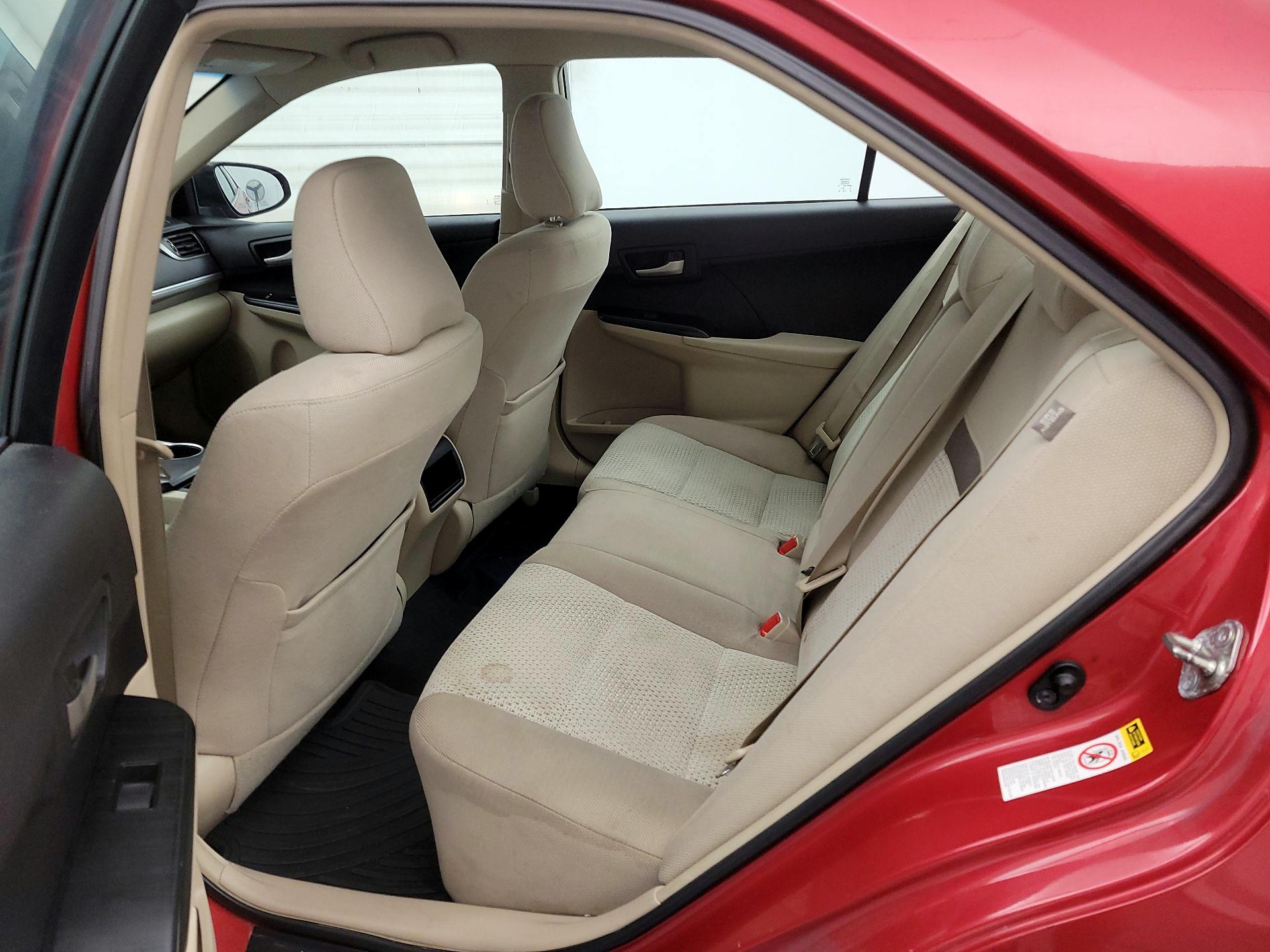 Thumbnail: 2013 Toyota Camry - 18