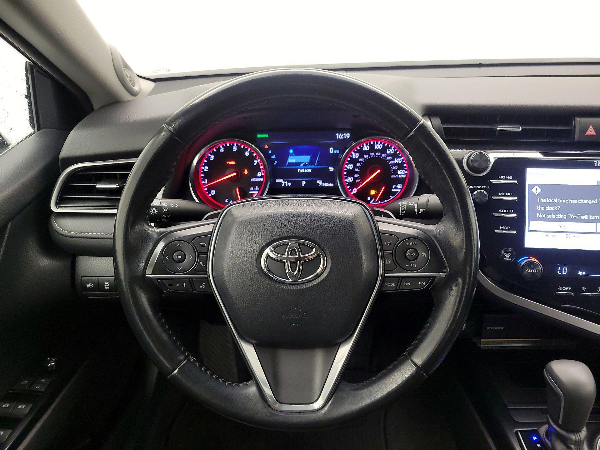 Thumbnail: 2019 Toyota Camry - 10