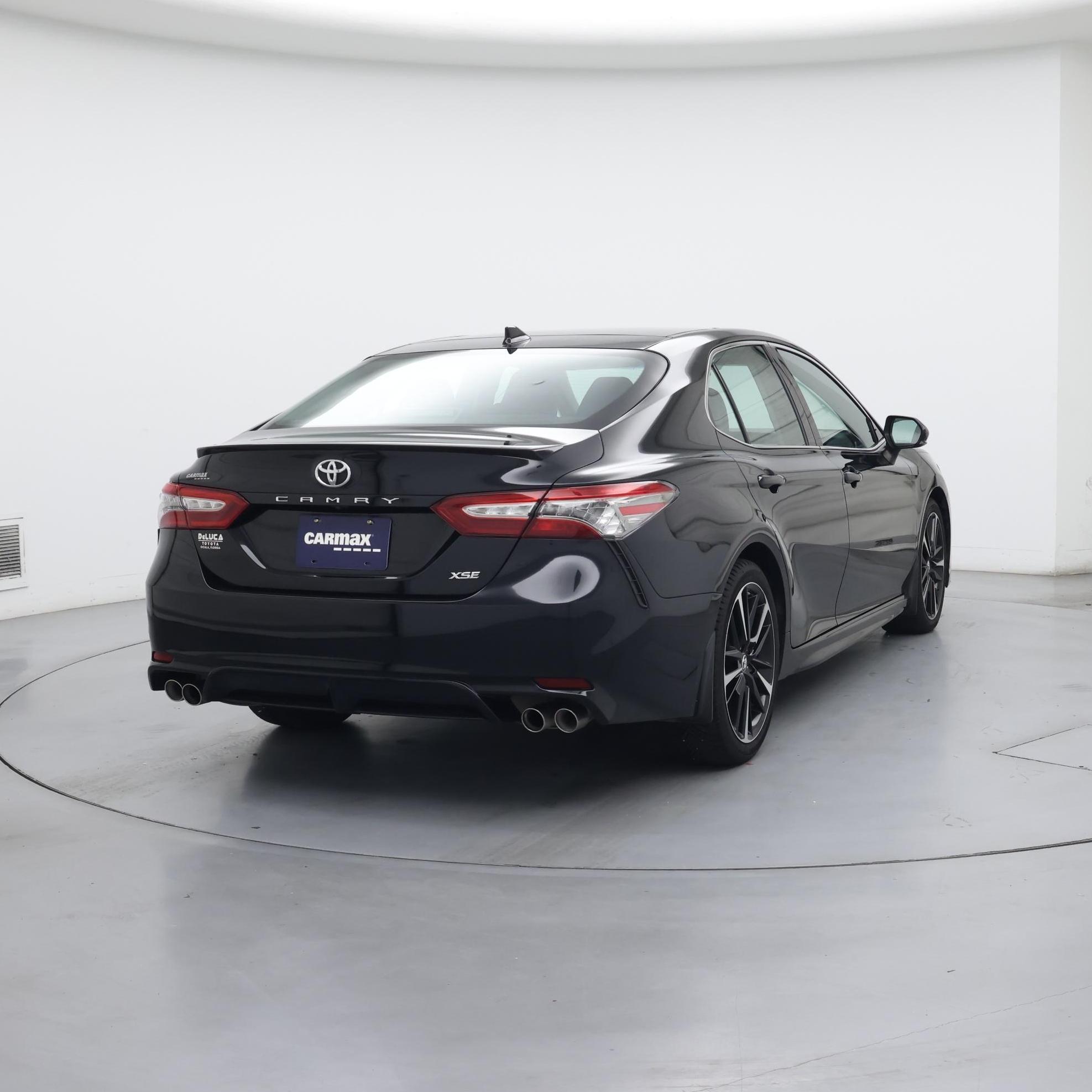 Thumbnail: 2019 Toyota Camry - 8