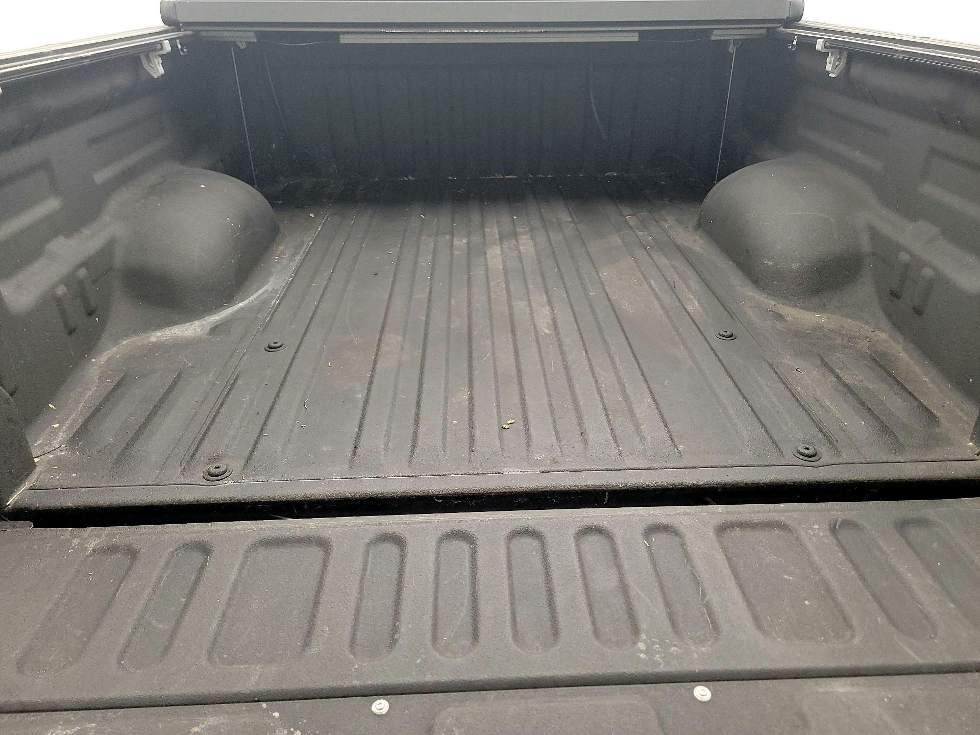 Thumbnail: 2013 Toyota Tundra - 19