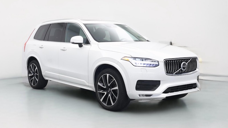 2021 Volvo XC90 T6 Momentum Hero Image