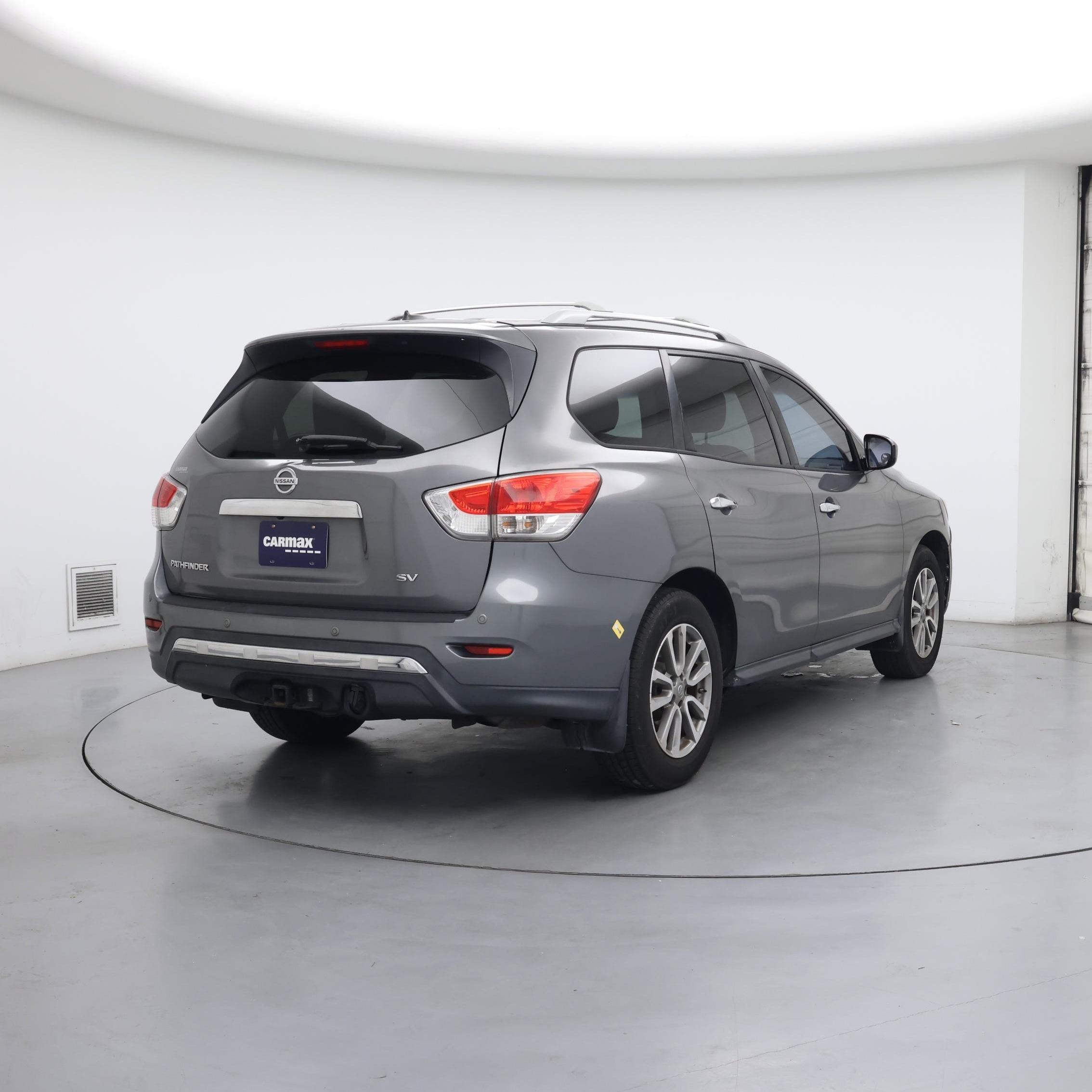 Thumbnail: 2015 Nissan Pathfinder - 8
