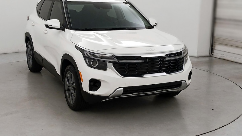 2024 Kia Seltos S Hero Image