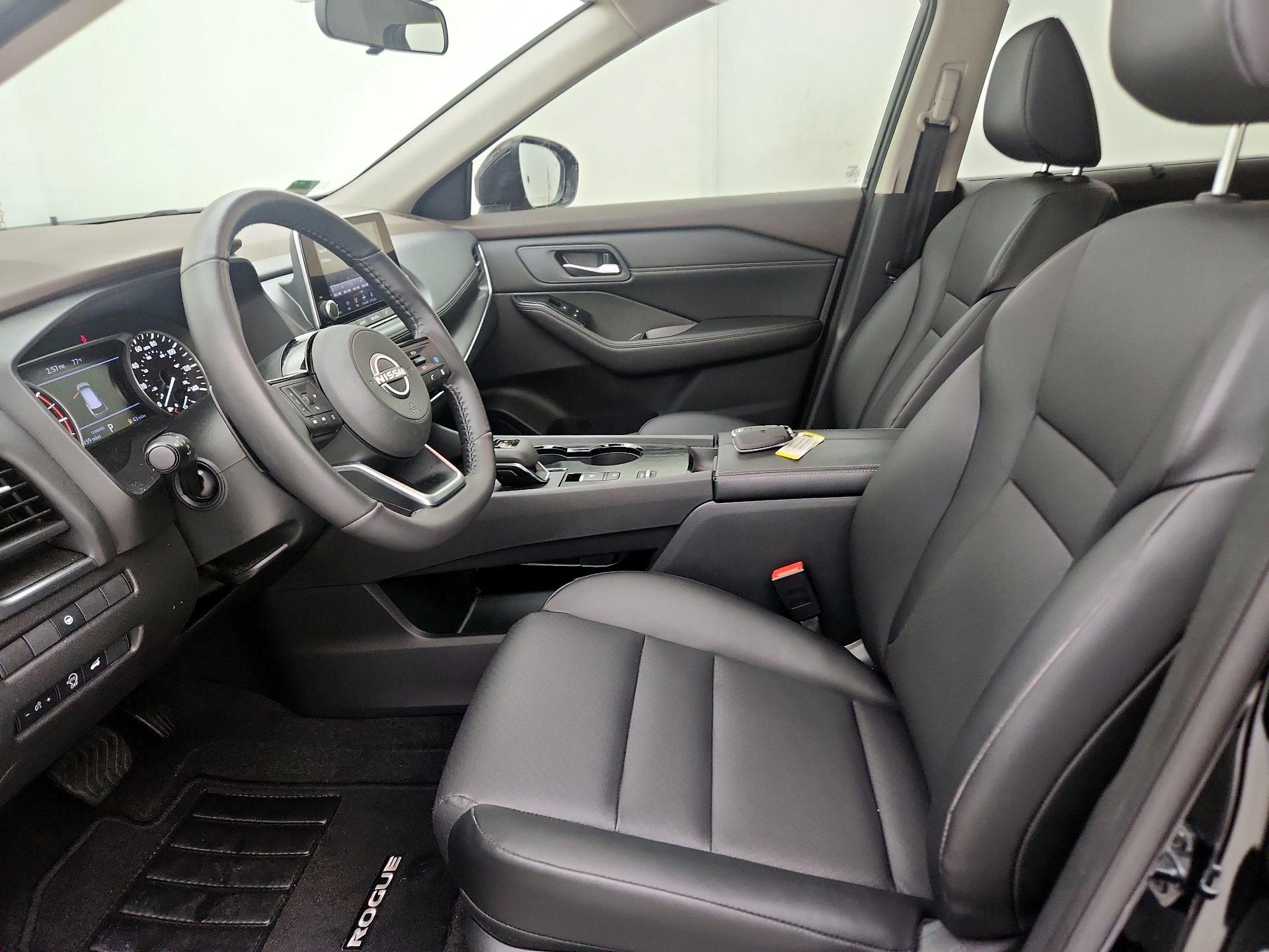 Thumbnail: 2023 Nissan Rogue - 11