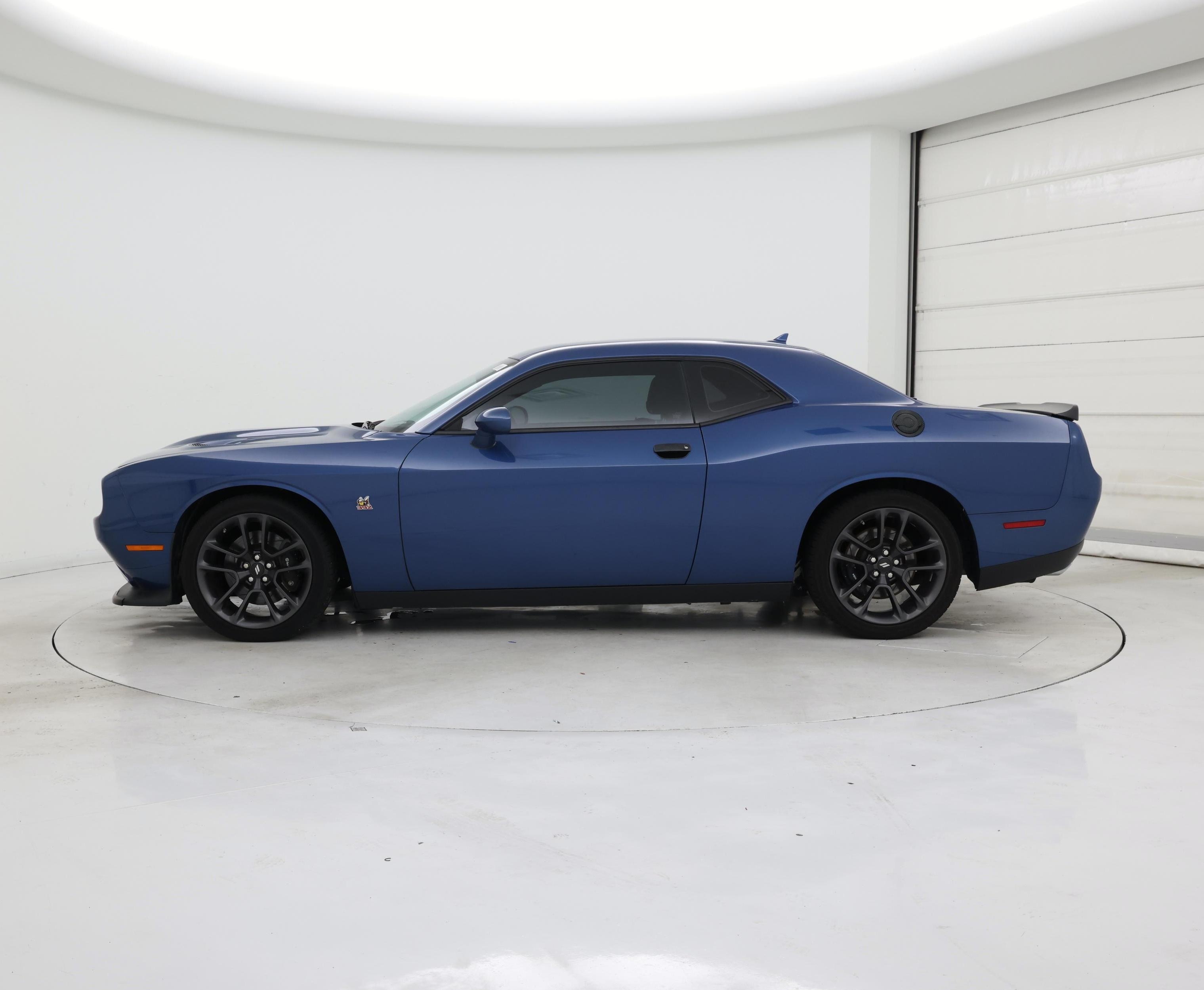 Thumbnail: 2020 Dodge Challenger - 3
