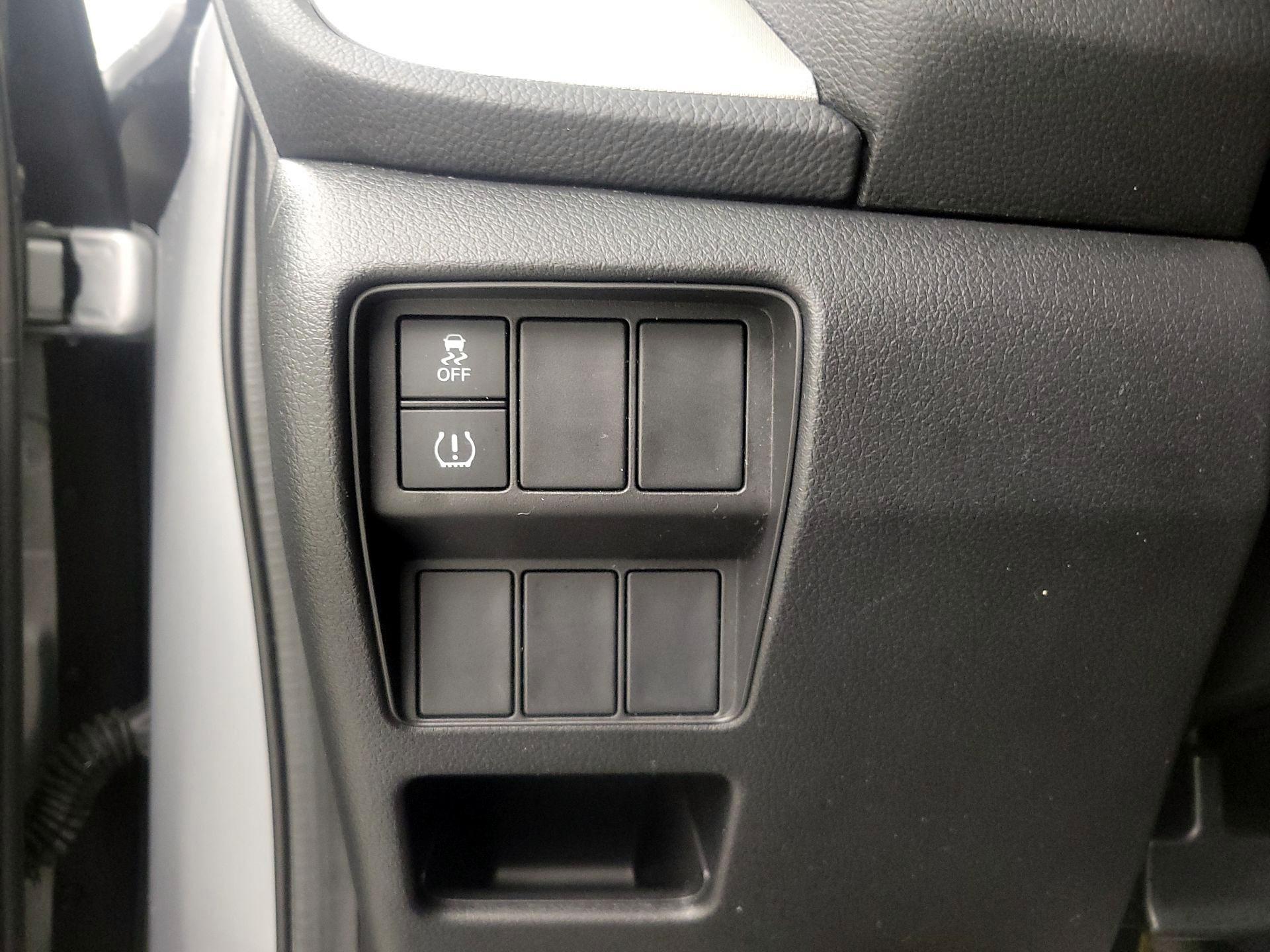 Thumbnail: 2019 Honda CR-V - 13