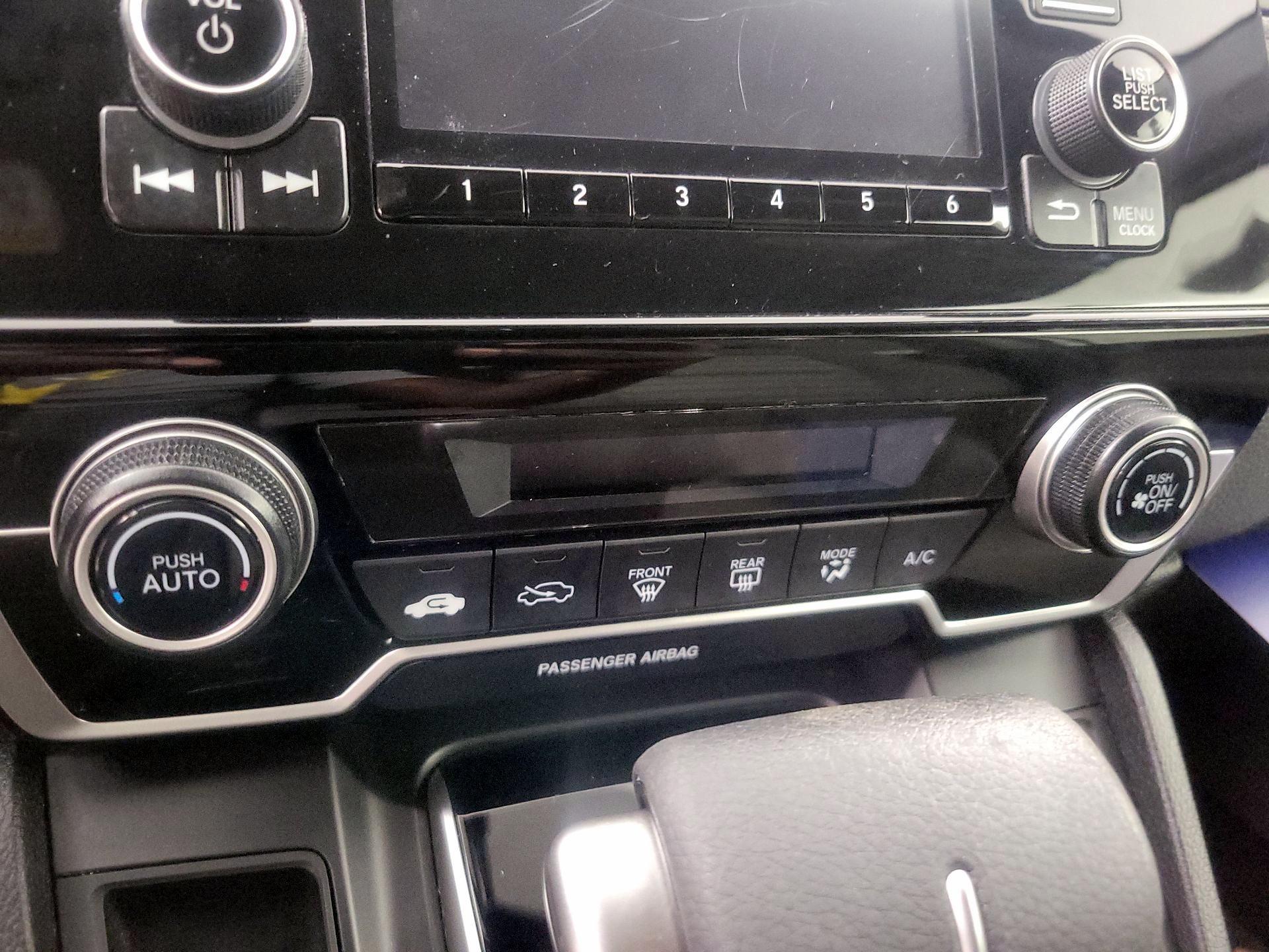 Thumbnail: 2019 Honda CR-V - 16