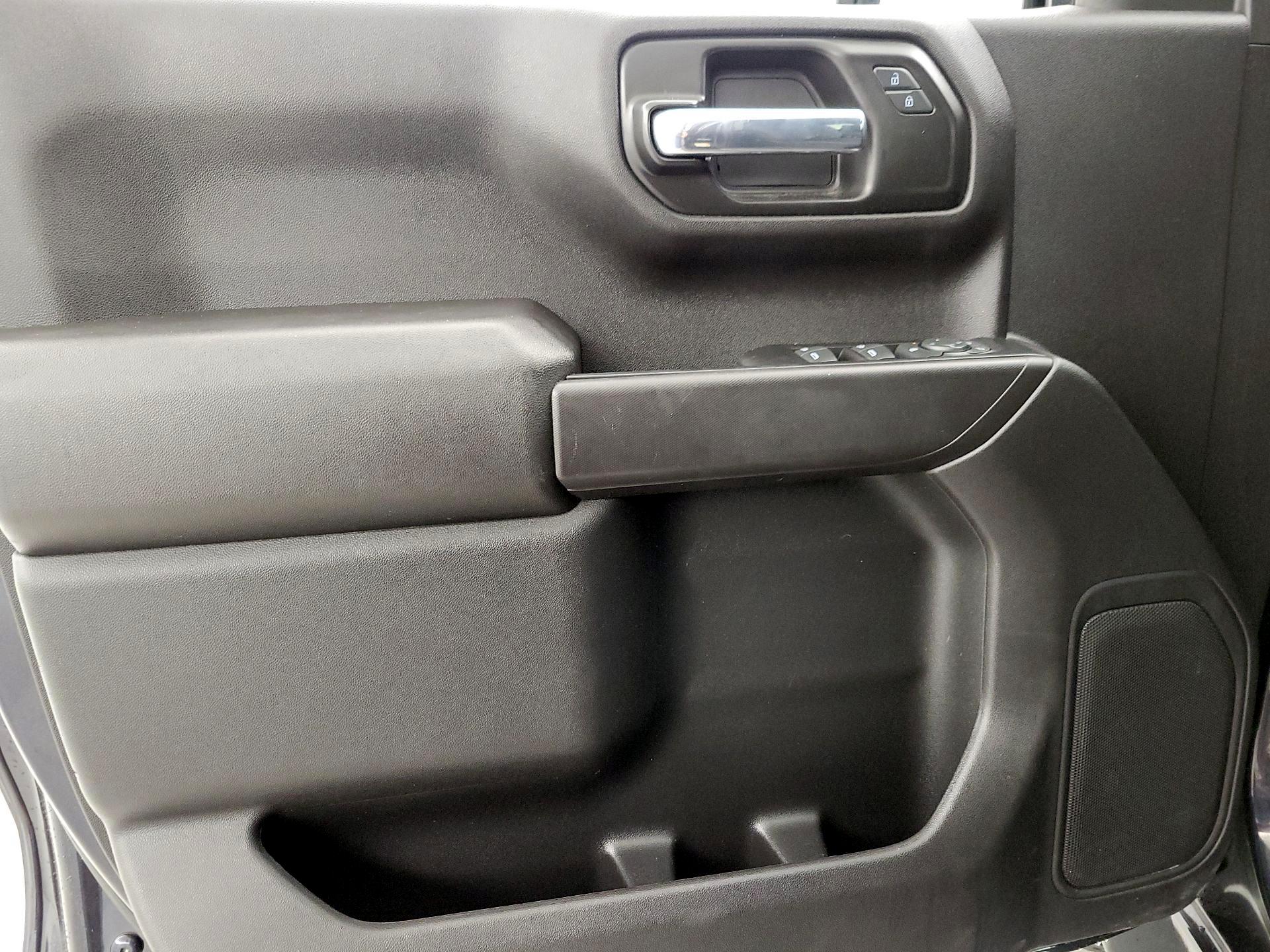 Thumbnail: 2023 Chevrolet Silverado 1500 - 12