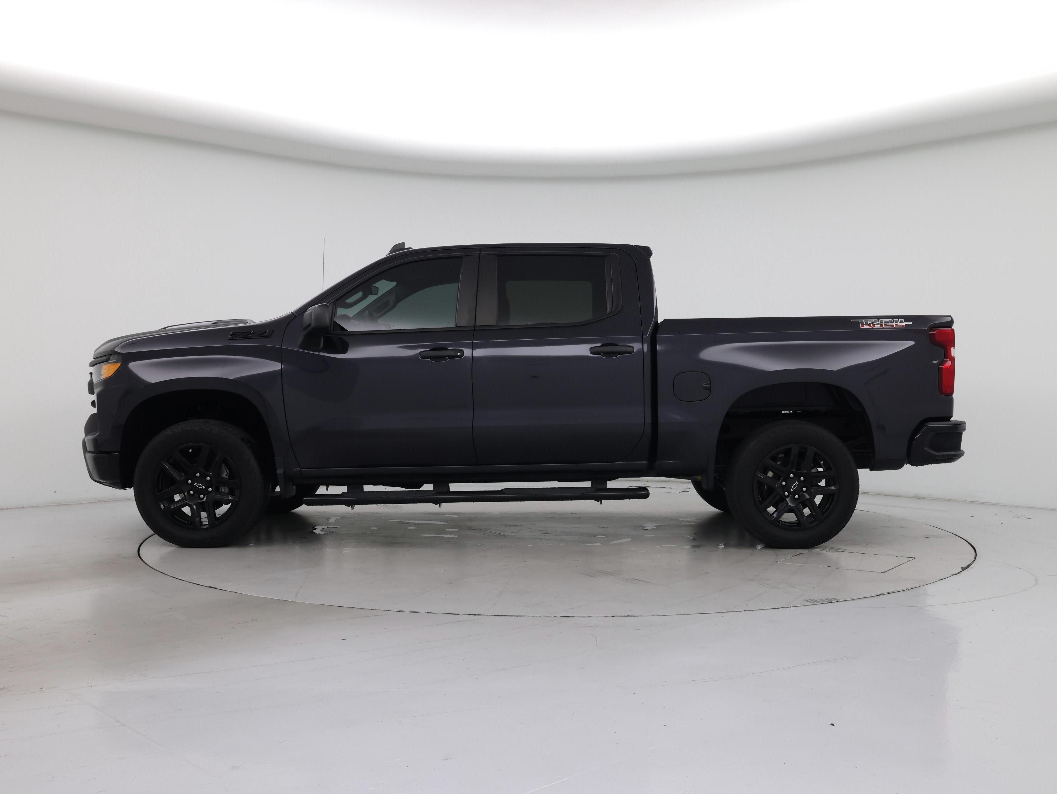 Thumbnail: 2023 Chevrolet Silverado 1500 - 3