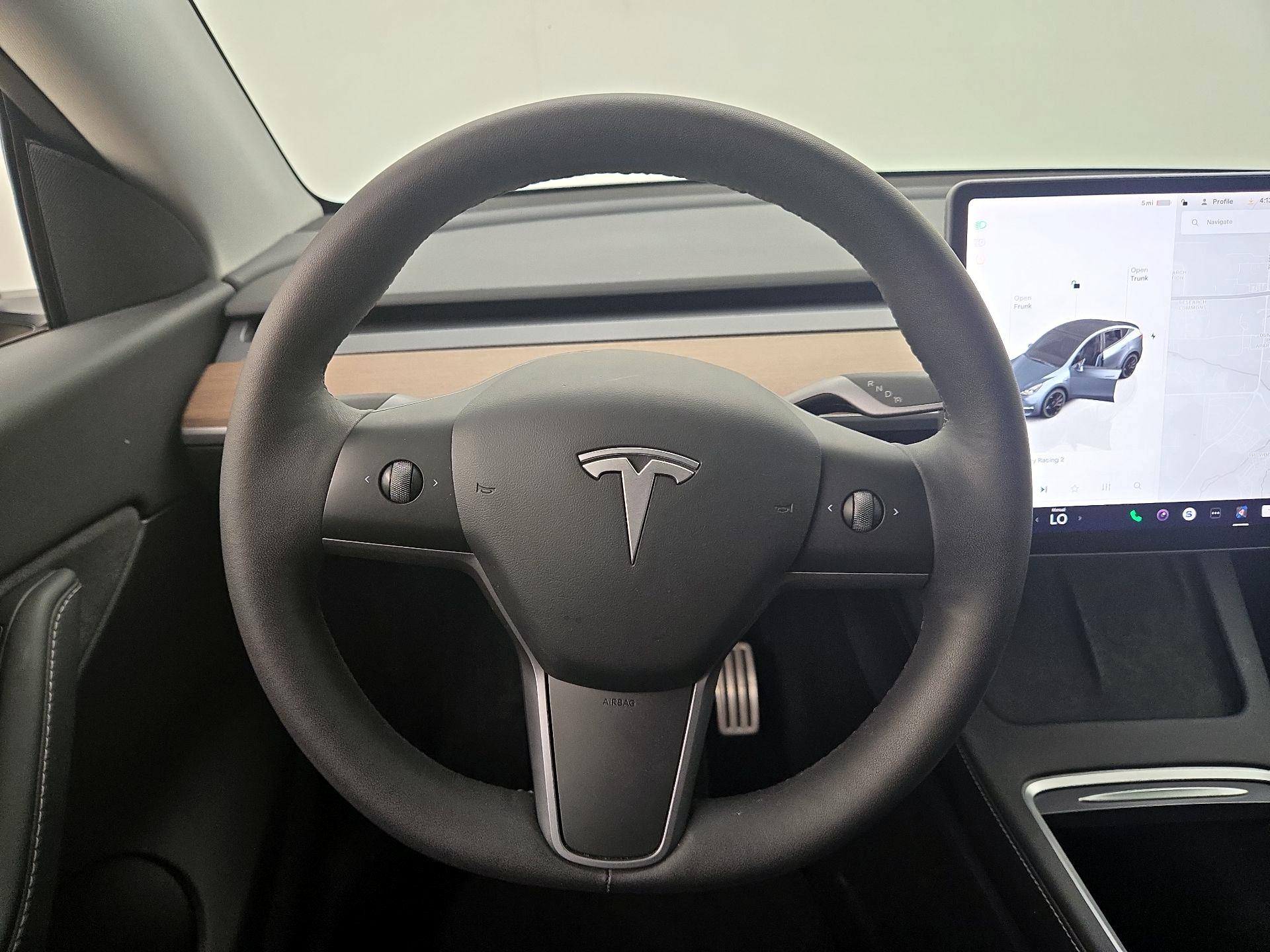 Thumbnail: 2022 Tesla Model Y - 10