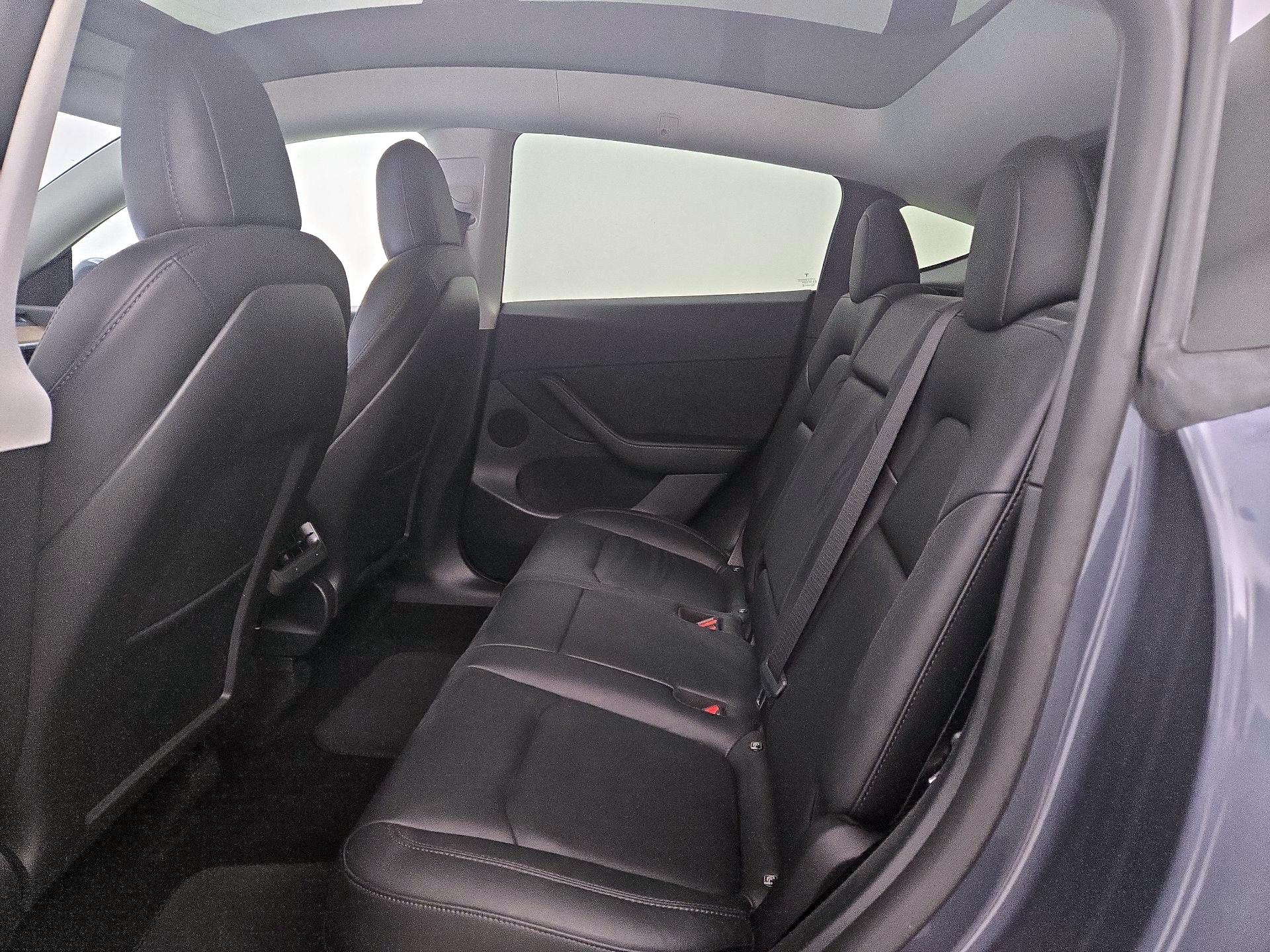 Thumbnail: 2022 Tesla Model Y - 19